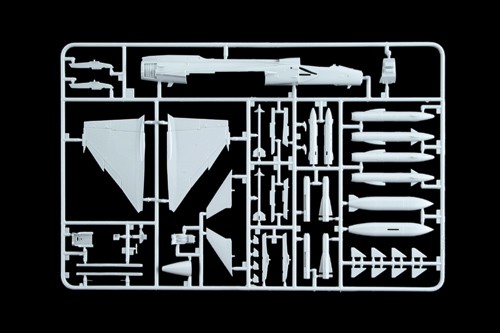 ITALERI 1306 1/72 JAS 39 Gripen SAVAŞ UÇAĞI MAKETİ