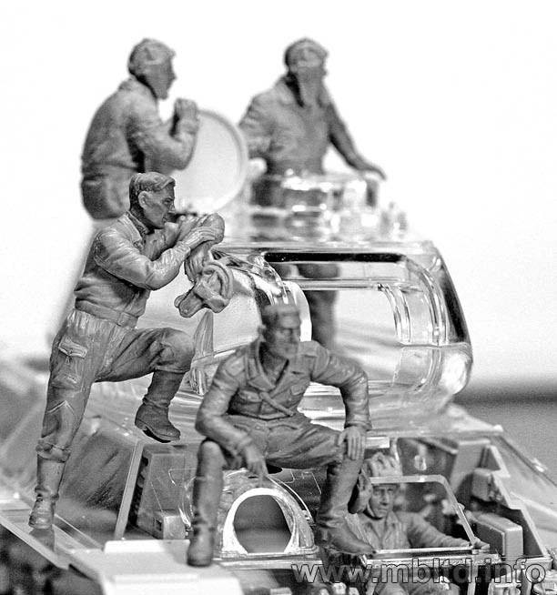 MASTER BOX 1/35 3568 “Soviet Tank Crew, 1943-1945”