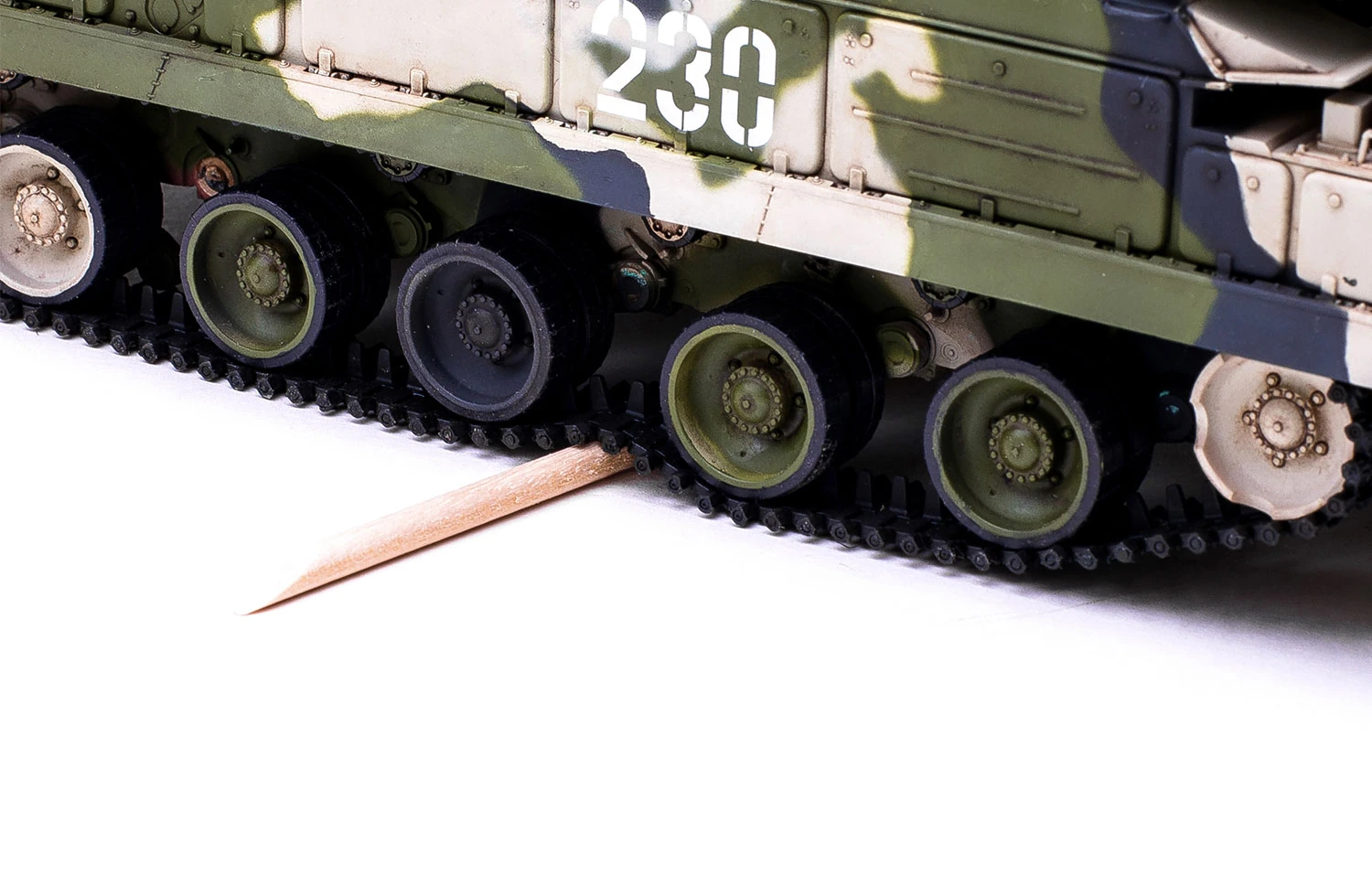 MENG SS-014 1/35 RUSSIAN 9K37M1 BUK AIR DEFENSE MISSILE SYSTEM ASKERİ ARAÇ MAKETİ