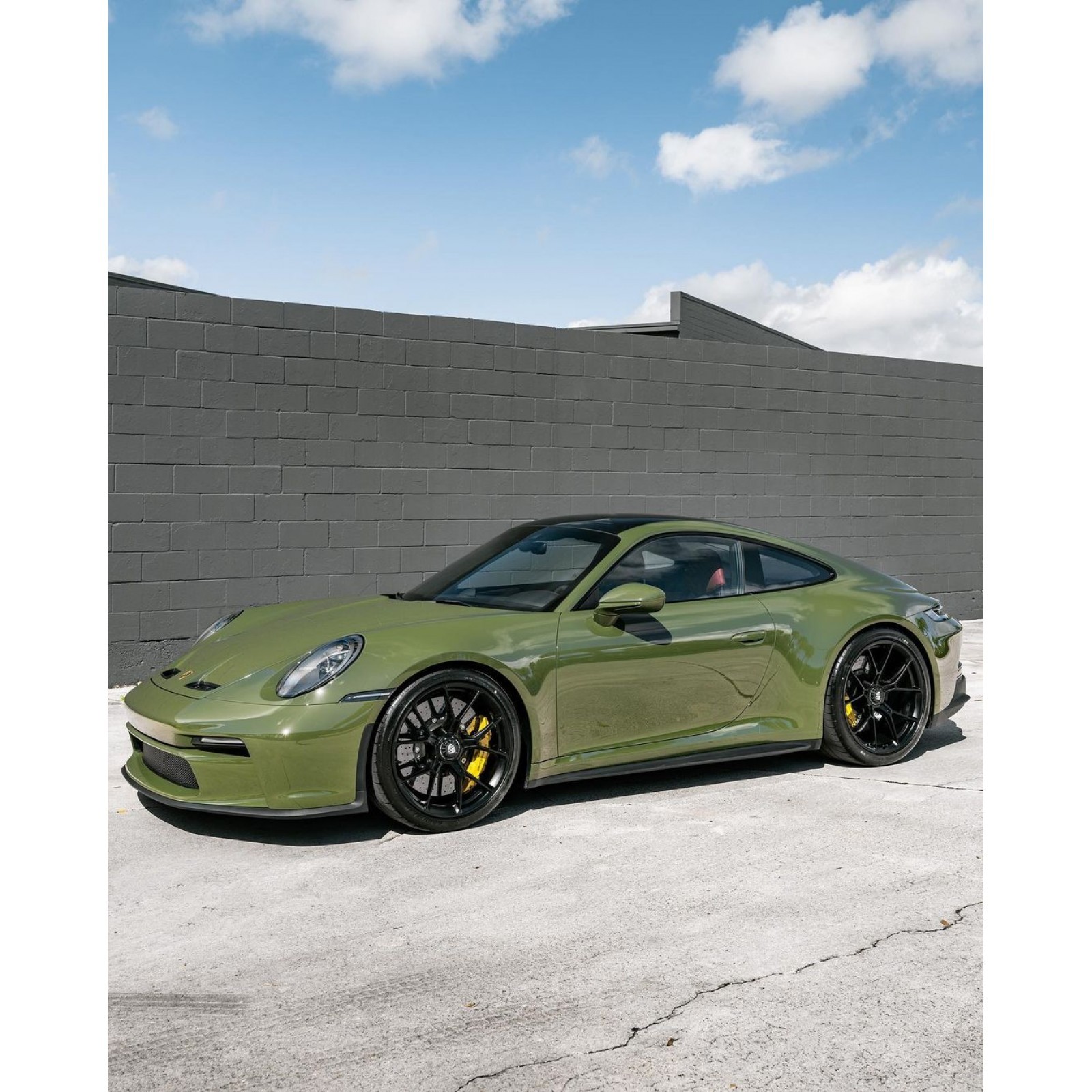 MR PAINT C031 Porsche Olive Green LAKER MAKET BOYASI