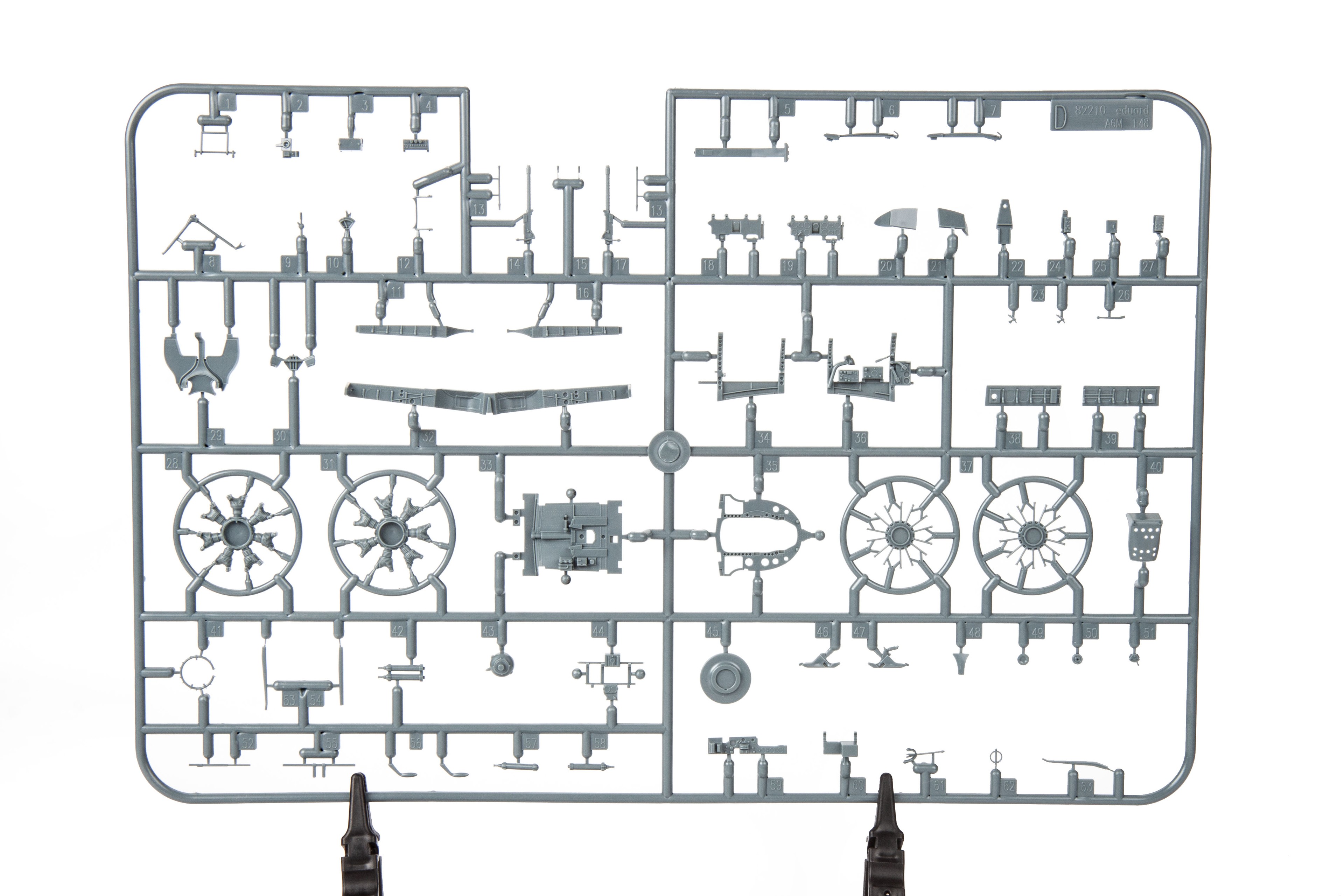 EDUARD 82214 1/48 A6M3 ZERO TYPE 22 SAVAŞ UÇAĞI MAKETİ