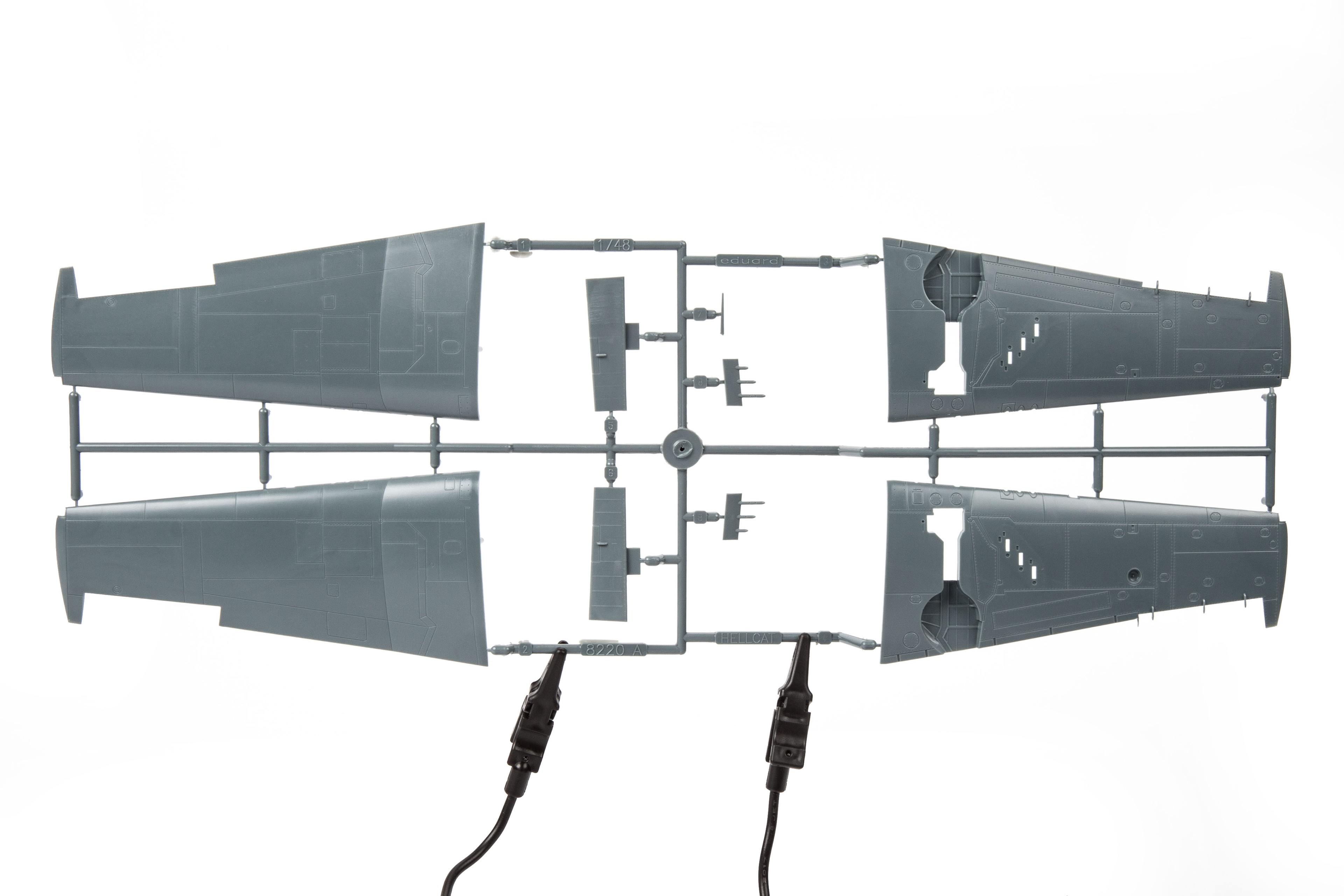 EDUARD 8227 1/48 F6F-3 AMERİKAN SAVAŞ UÇAĞI MAKETİ