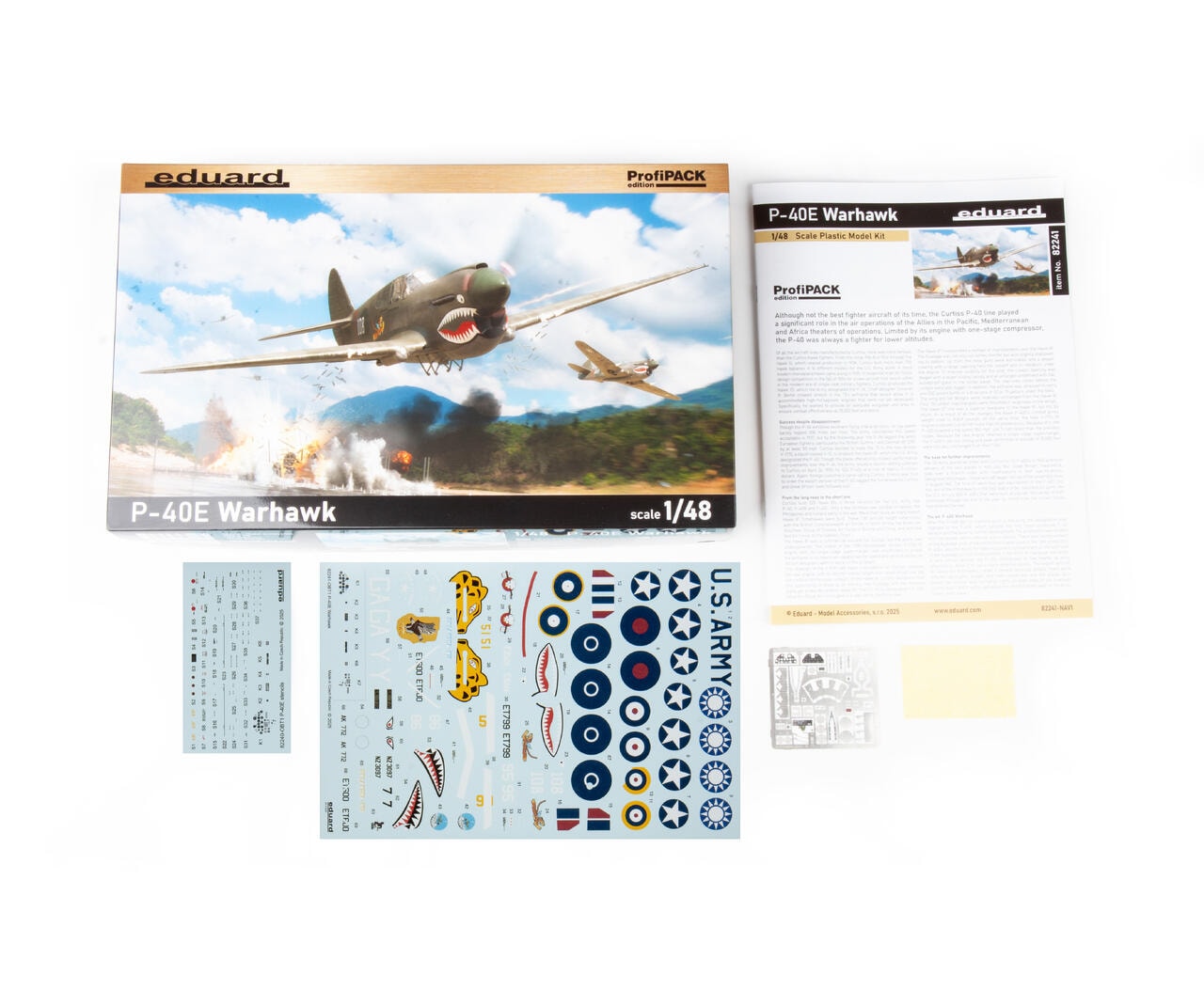EDUARD 82241 1/48 P-40E Warhawk SAVAŞ UÇAĞI MAKETİ