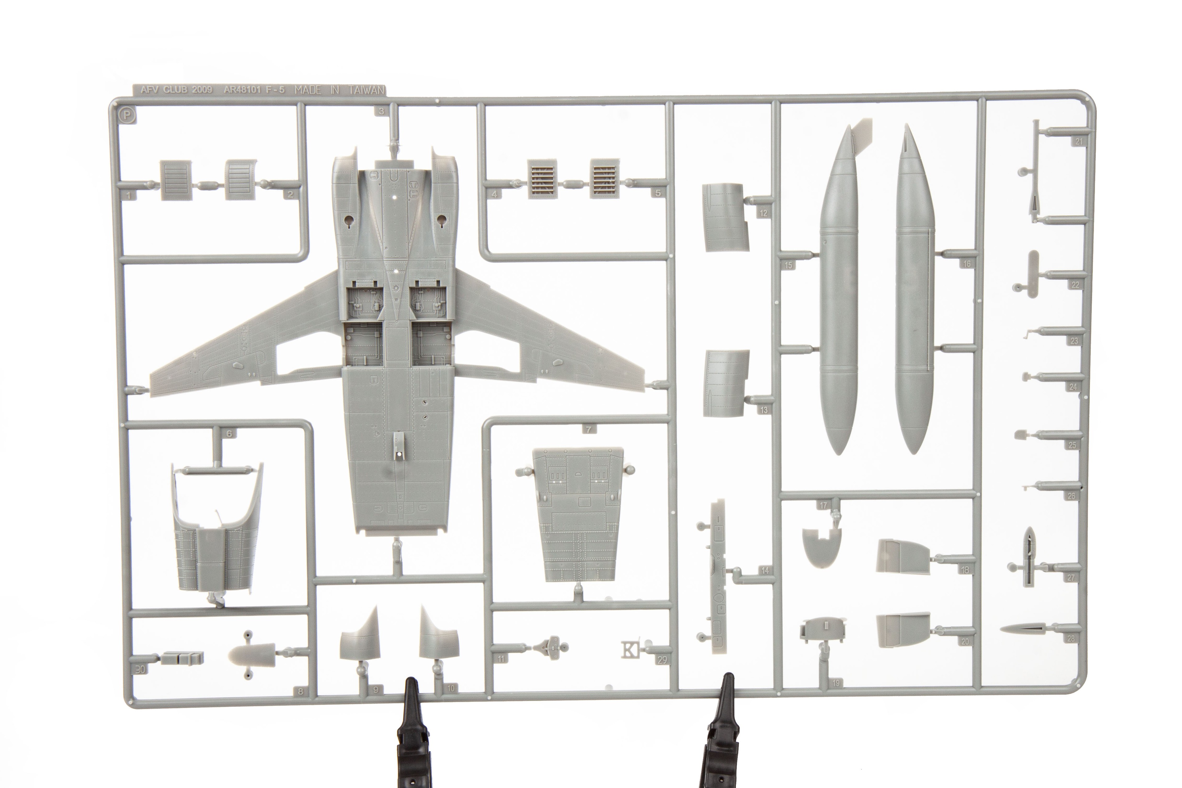 EDUARD 11182 1/48 FREEDOM TIGER SAVAŞ UÇAĞI MAKETİ