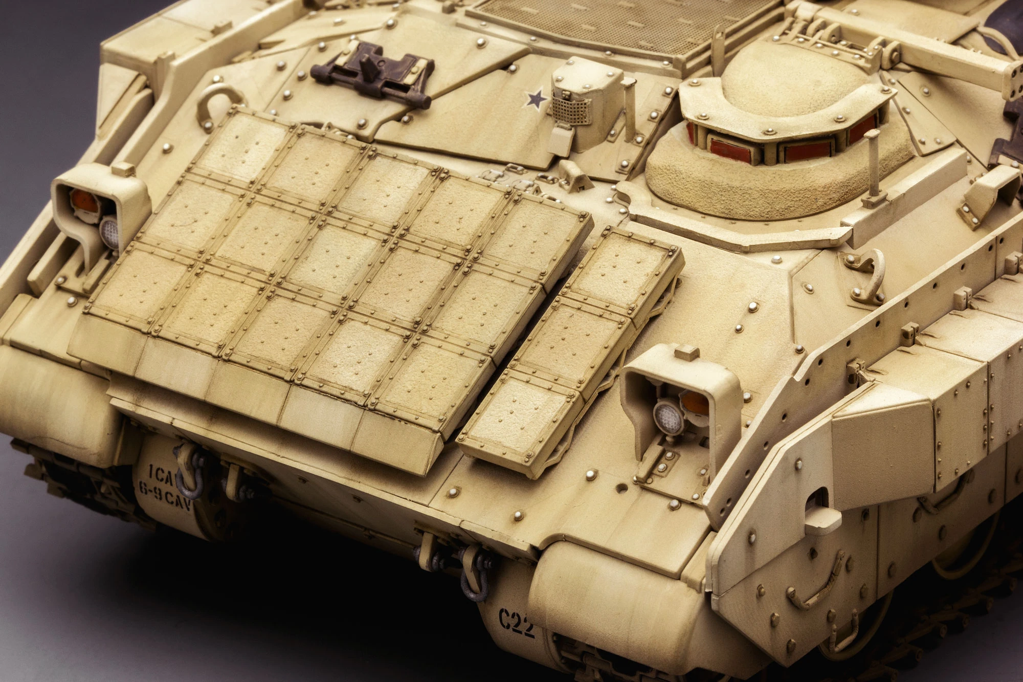 MENG SS-006 1/35 U.S. CAVALRY FIGHTING VEHICLE M3A3 BRADLEY w/BUSK III ASKERİ ARAÇ MAKETİ