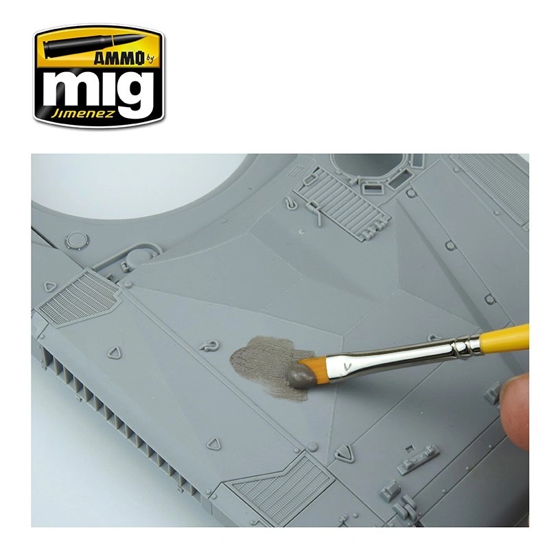 AMMO Mig 2035 ANTI-SLIP PASTE - BROWN COLOR FOR 1/35