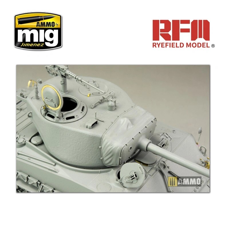 RYE FIELD MODELS 5028 1/35 SHERMAN M4A3E8 W/ WORKABLE TRACK LINKS TANK MAKETİ