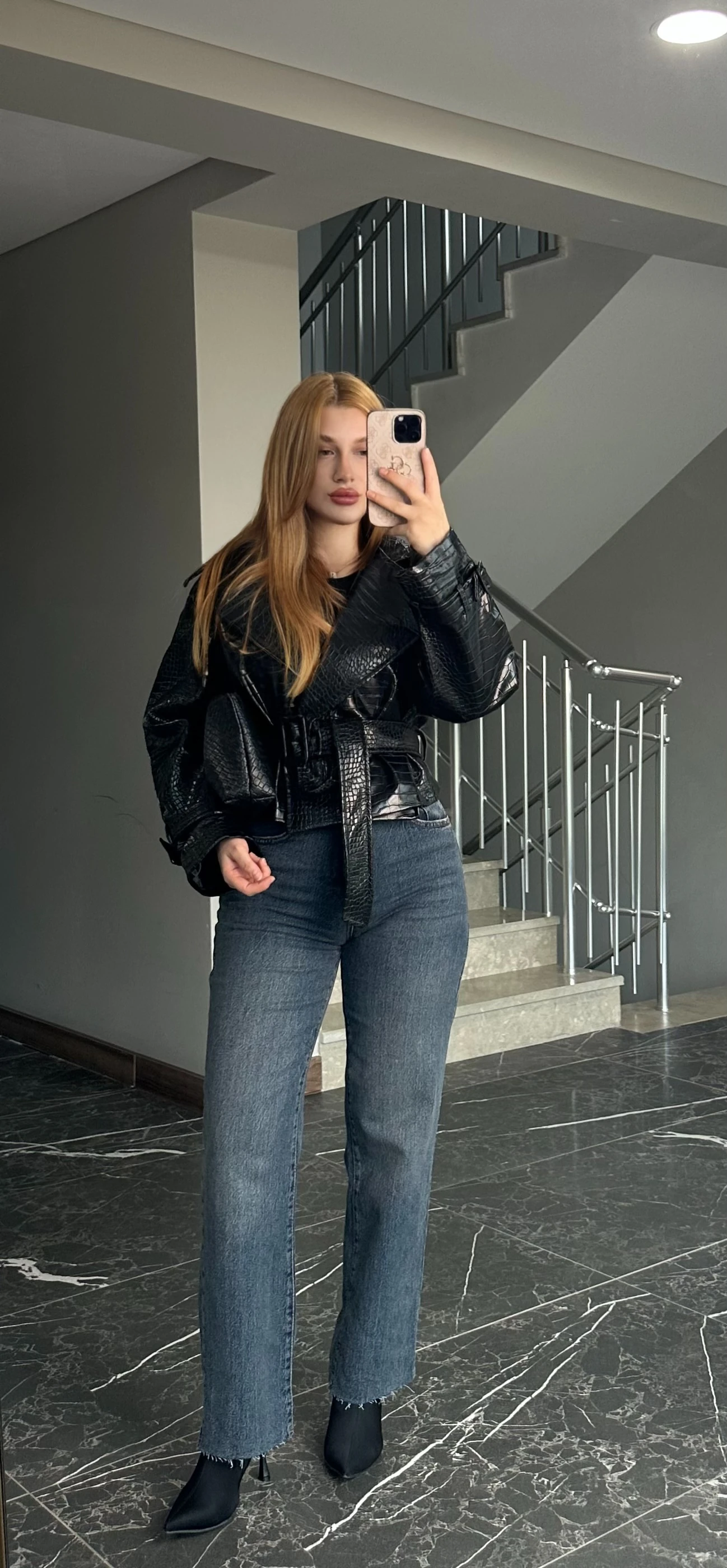 Belden Kuşaklı Deri Ceket