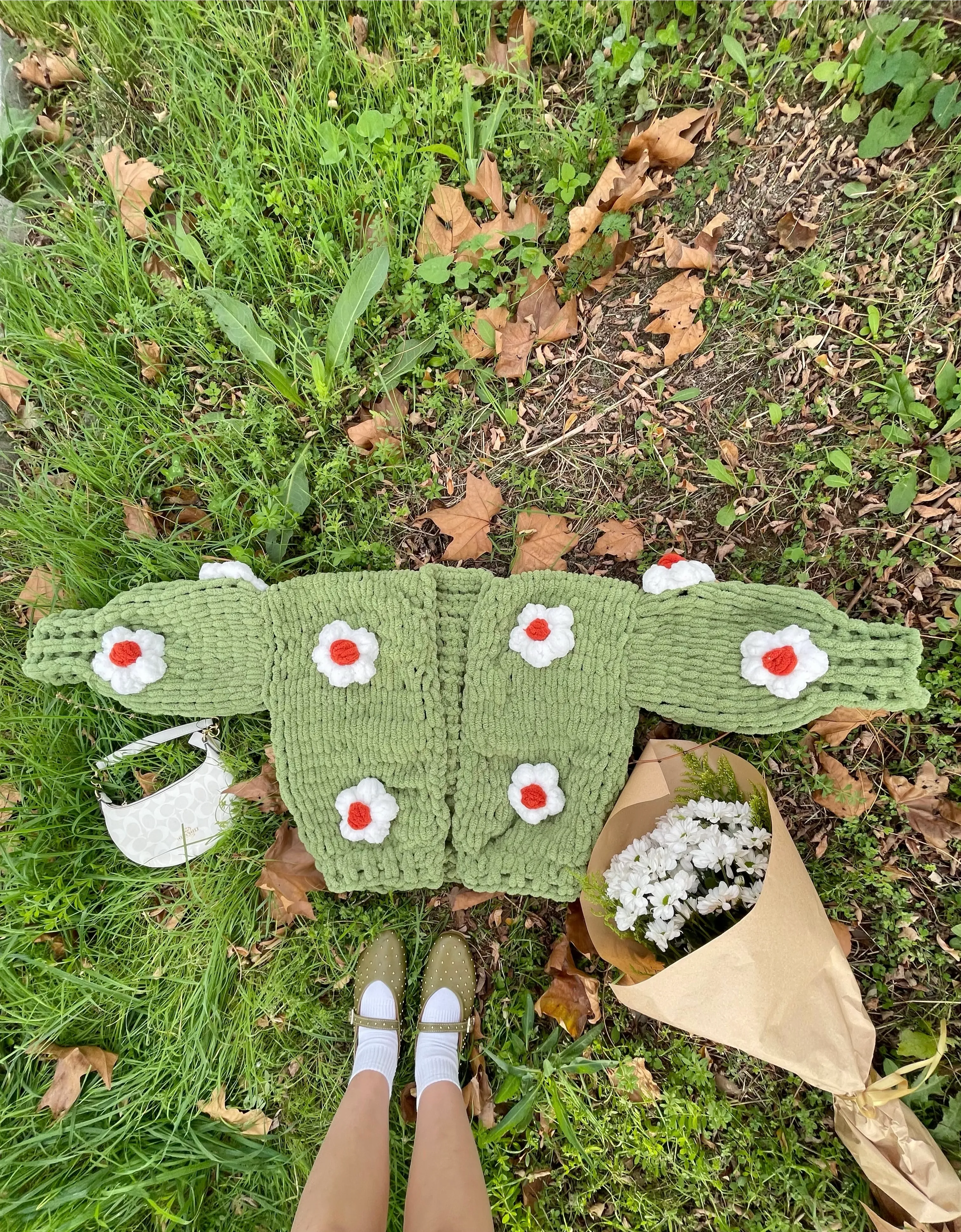 Buttercup El Örgüsü Hırka ( ÖN SİPARİŞ ÜRÜNÜDÜR KARGOLAMA 1-14 GÜN )