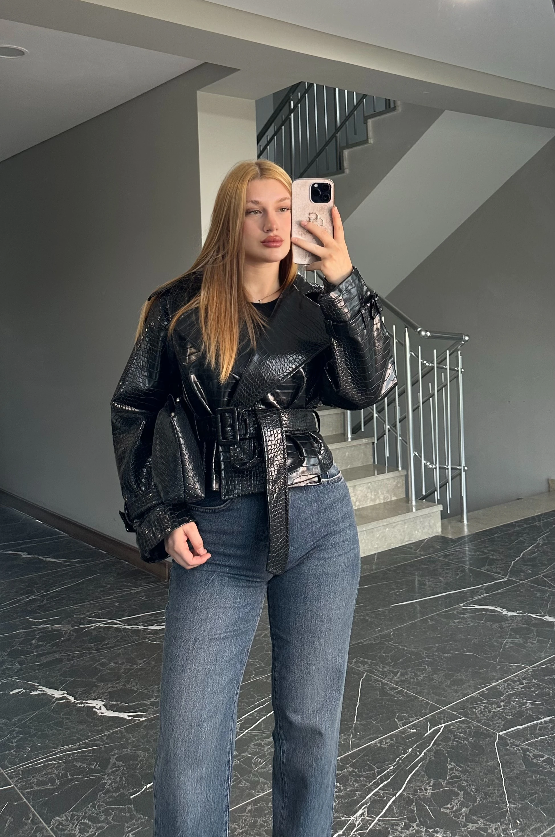 Belden Kuşaklı Deri Ceket - Siyah