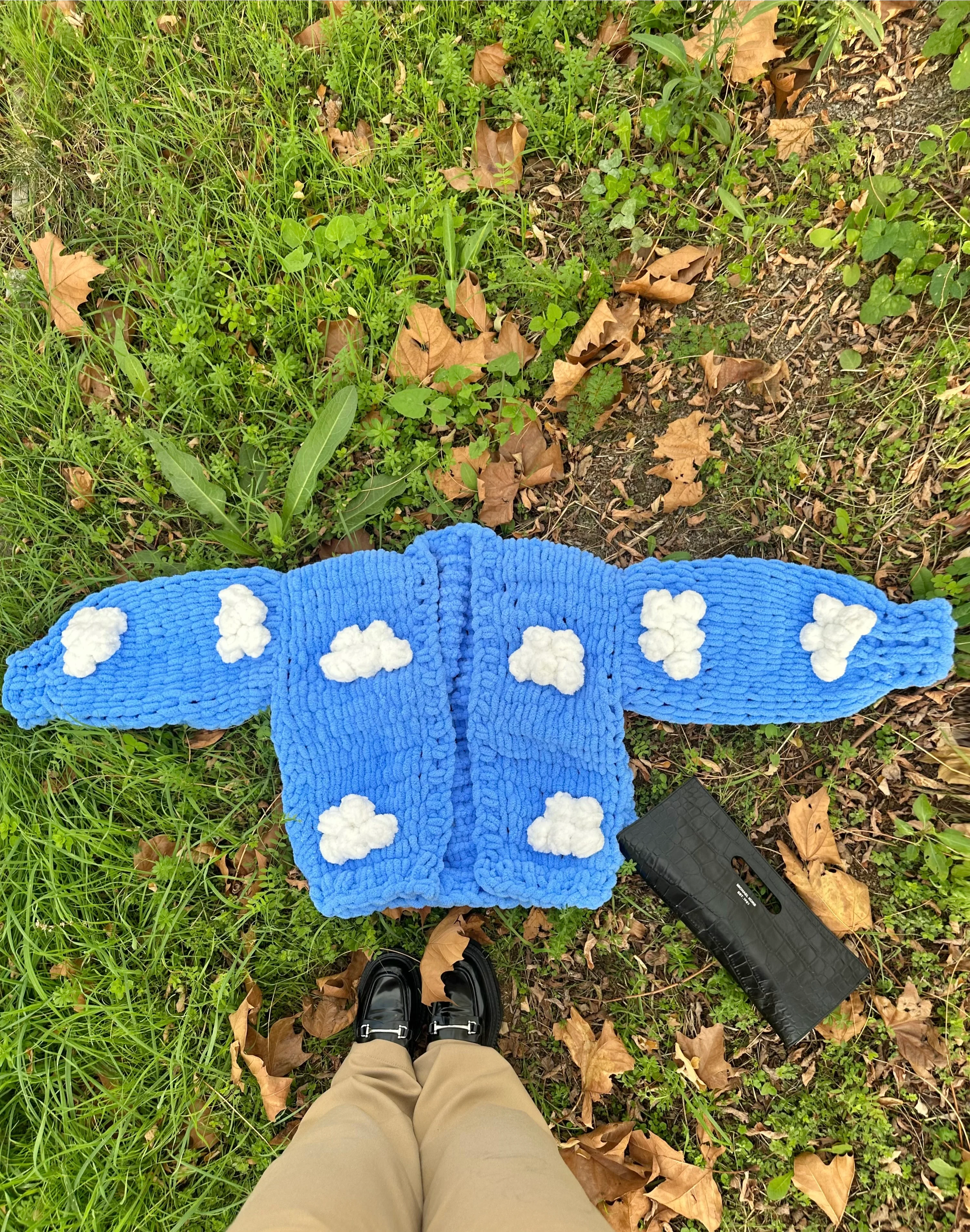 Bubbles El Örgüsü Hırka ( ÖN SİPARİŞ ÜRÜNÜDÜR KARGOLAMA 1-14 GÜN )