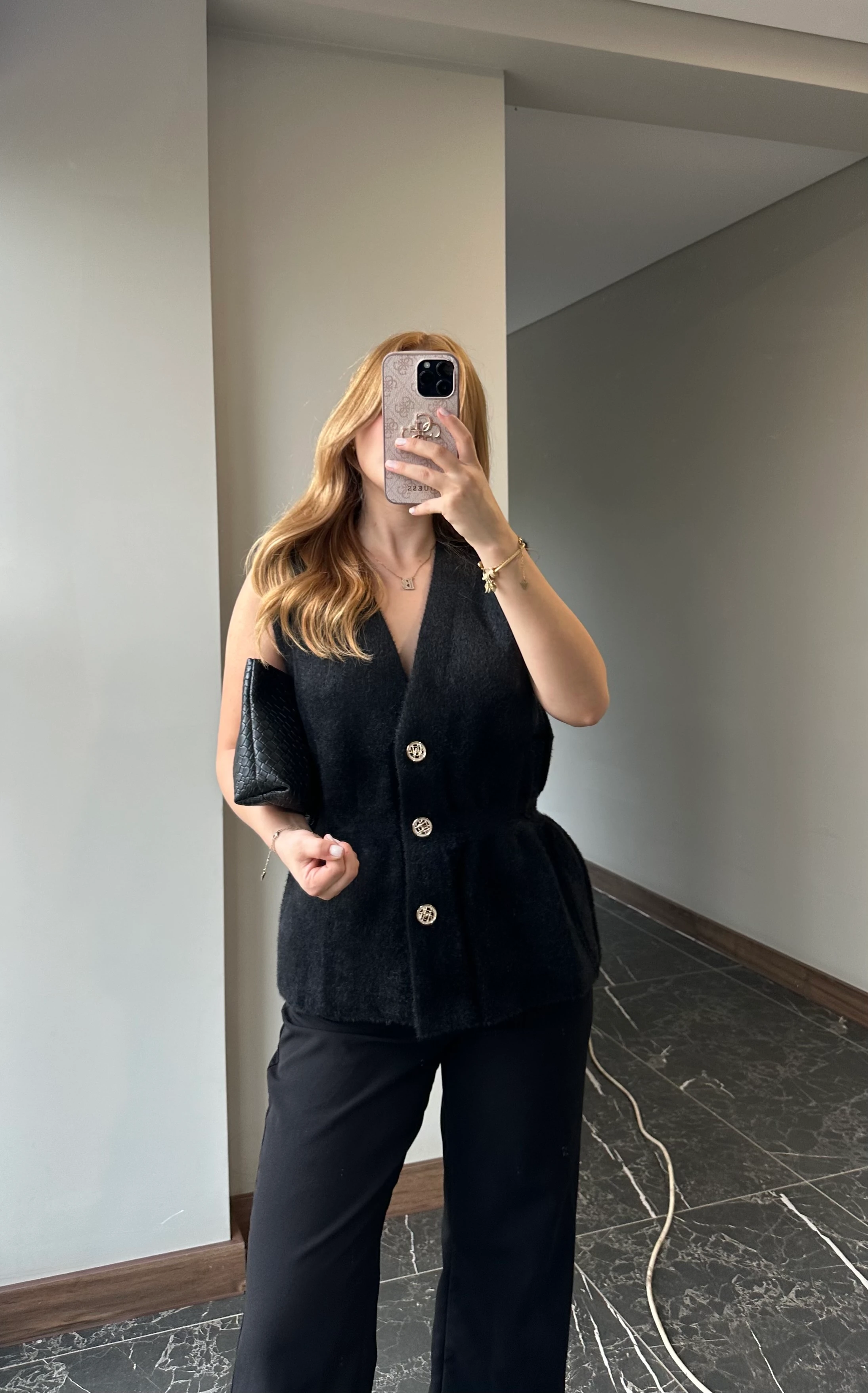 Gold Düğmeli Yelek