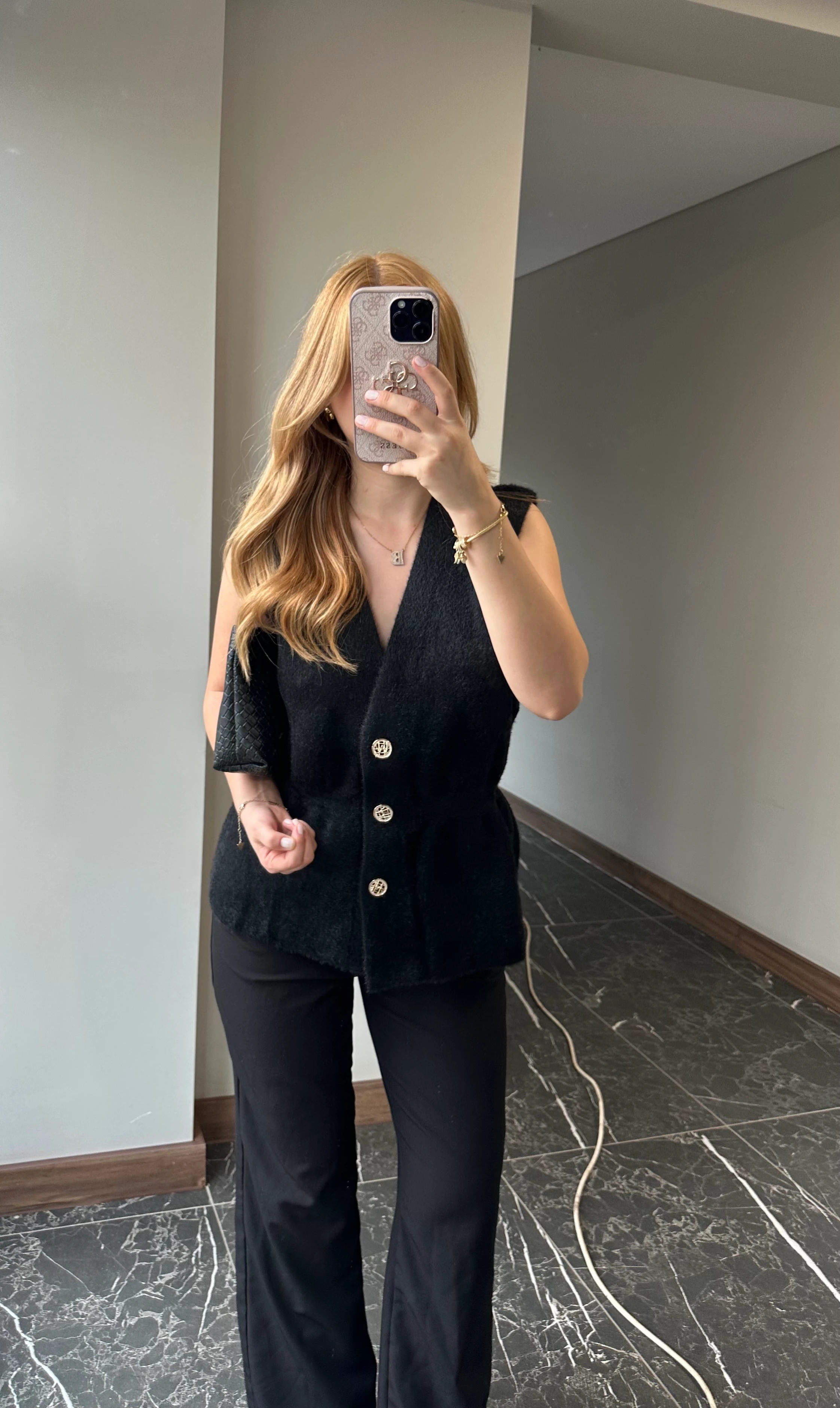 Gold Düğmeli Yelek