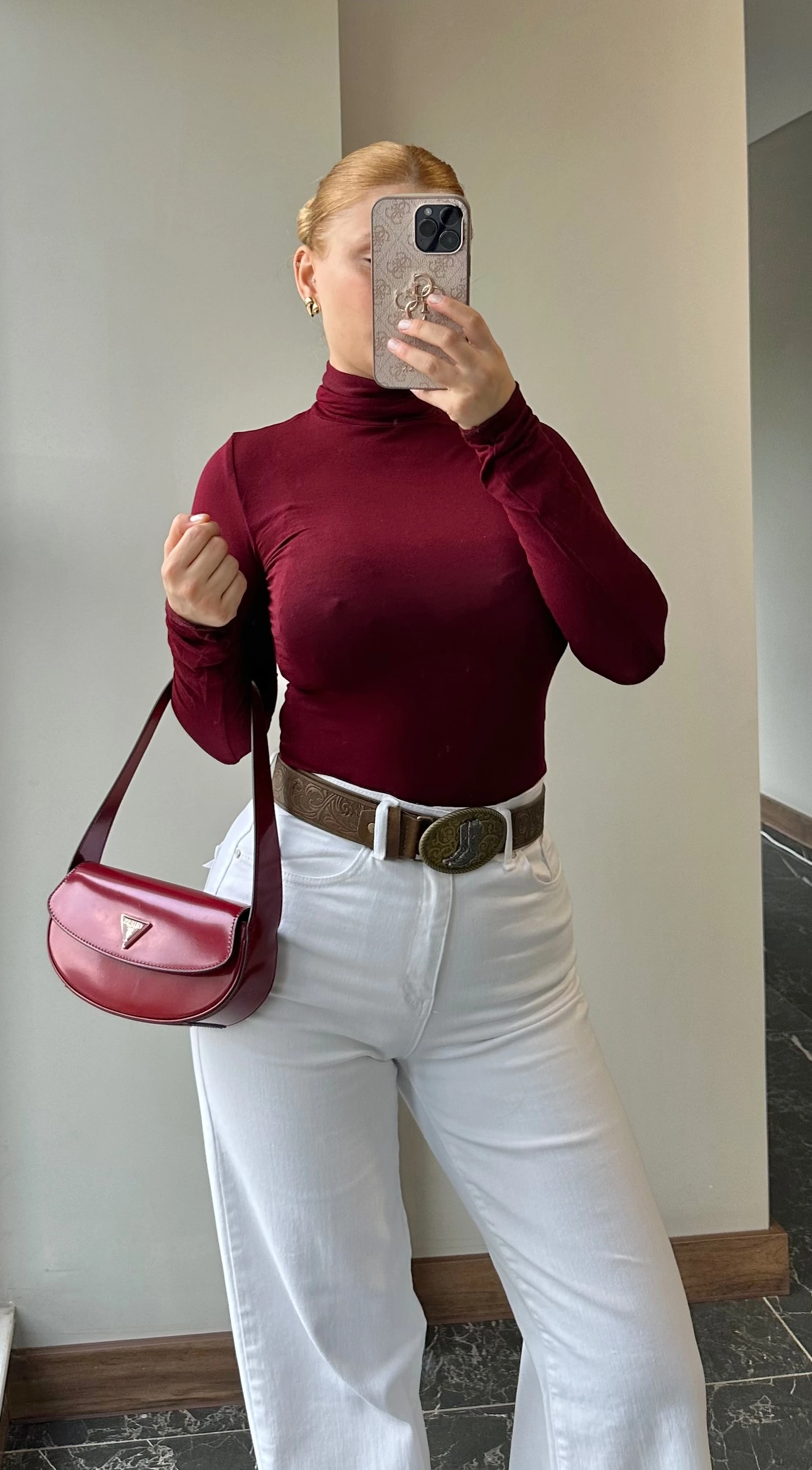 Boğazlı Transparan Bluz