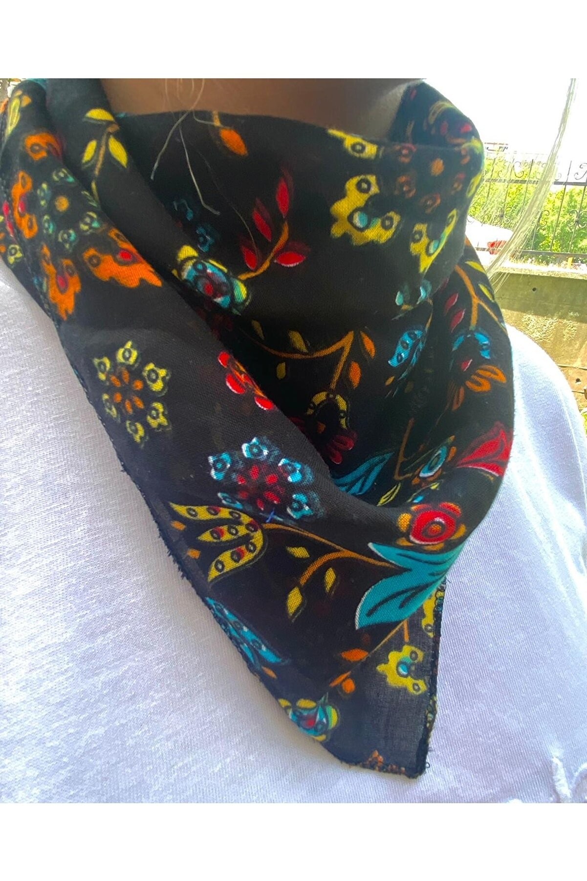 Elvinege Aksesuar Siyah Etnik Desenli Keten Kumaş Bandana Fular