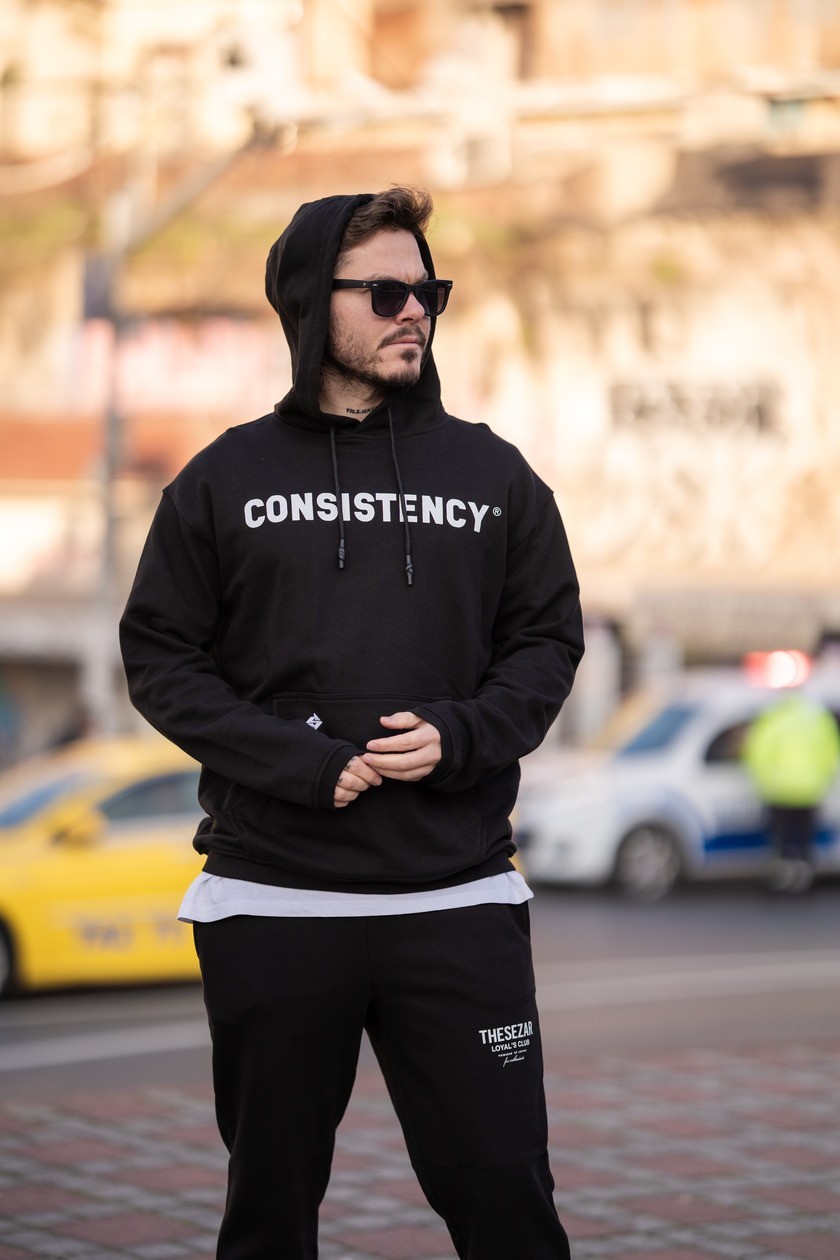 Consistency Siyah Takım