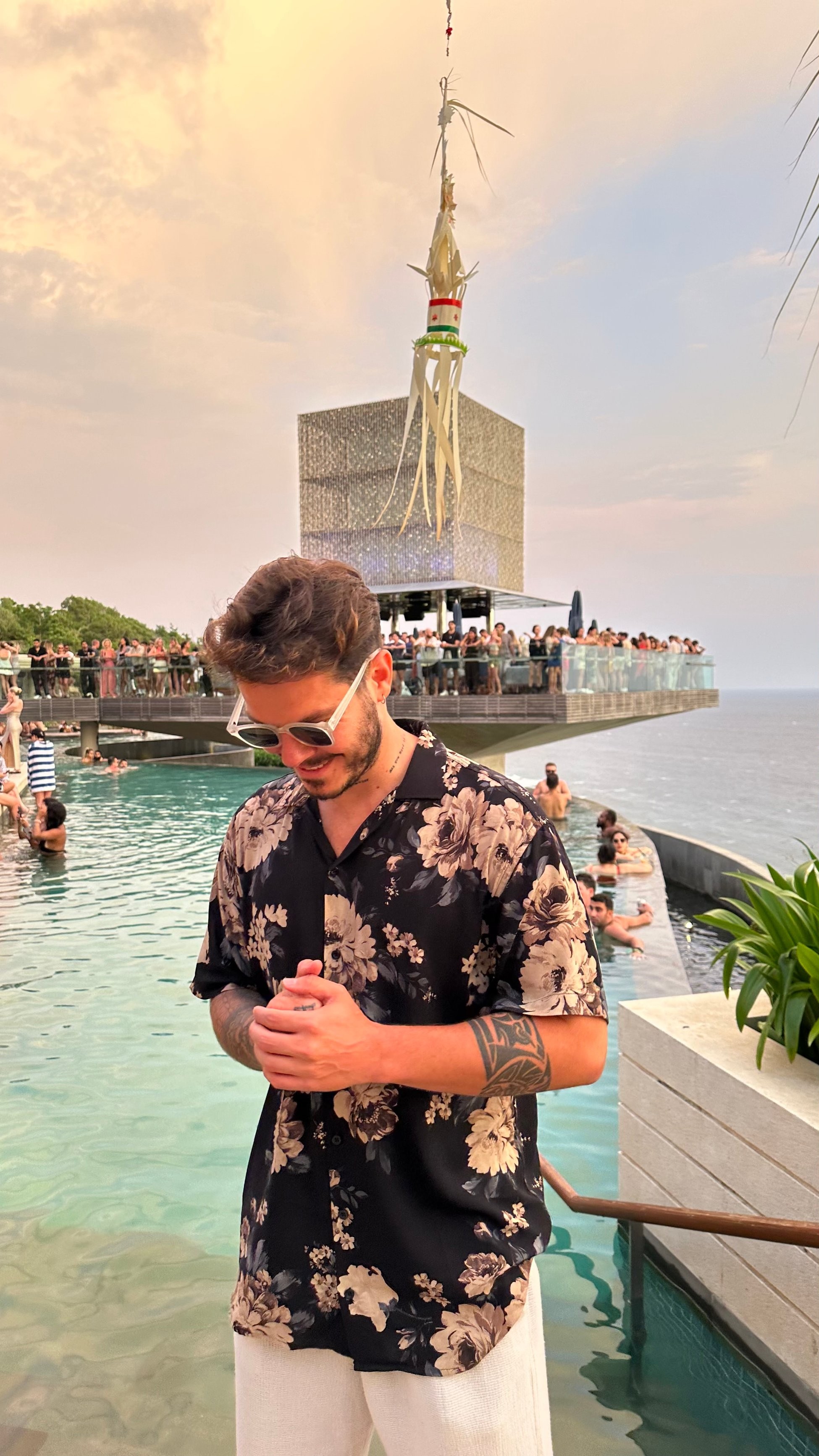 Bali Çiçekli Viskon Gömlek