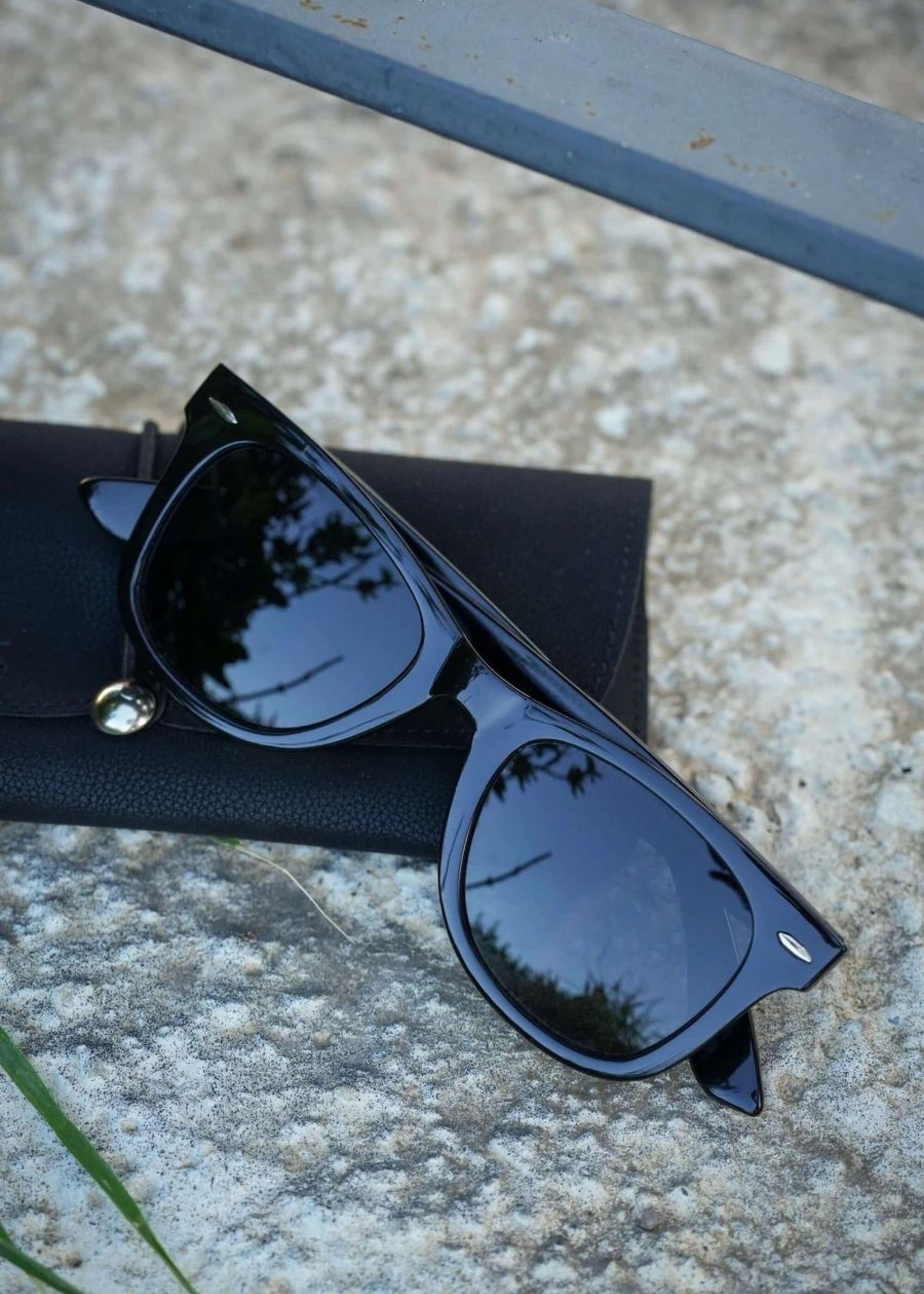 Men&#39;s super dark black tone top quality sunglasses, Wayfarer square sunglasses,Trendy fashion sunglasses, Uv sunglasses Thesezaraccesories