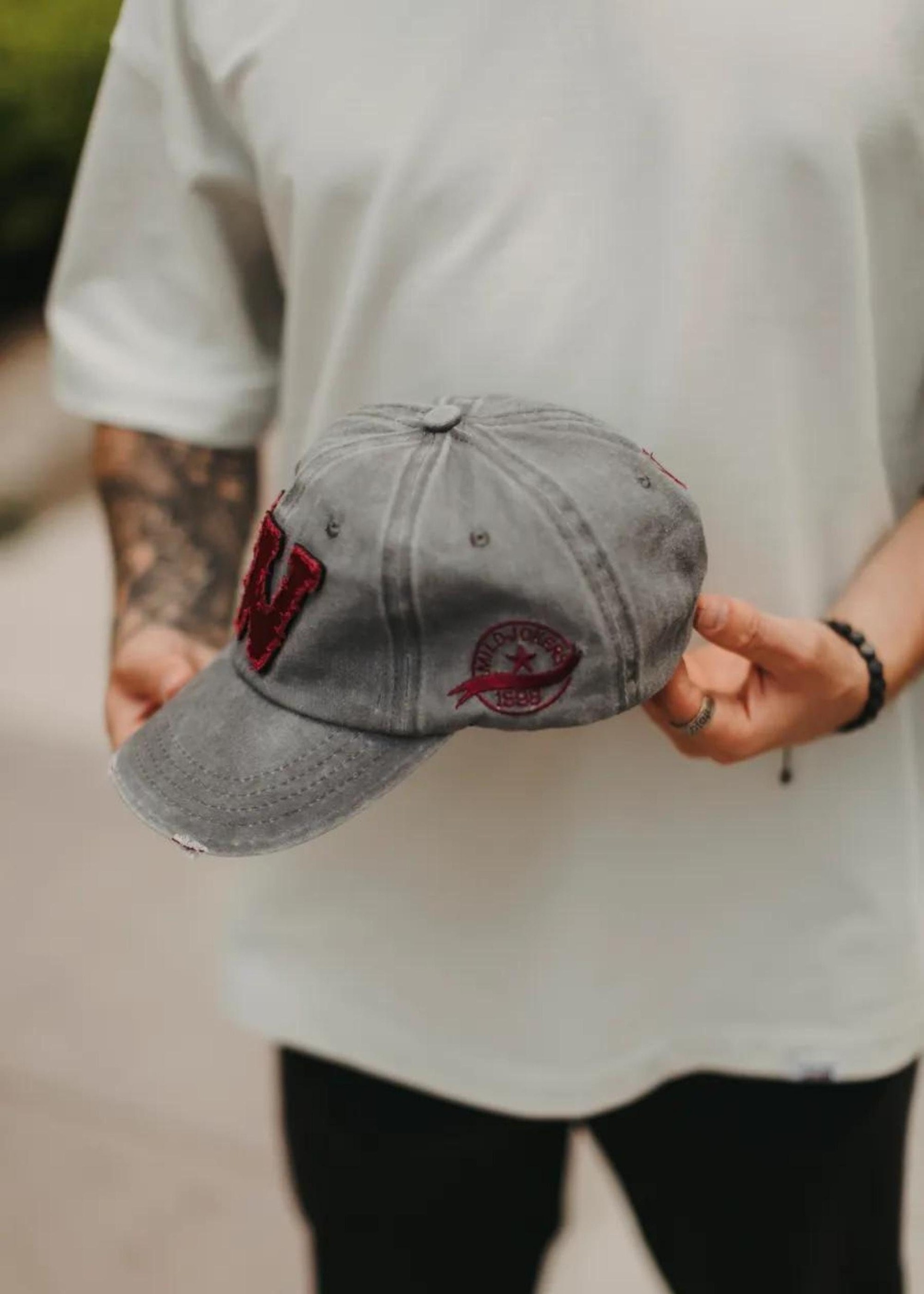 Washed Washington Gray hat,Unisex cotton baseball cap,Letter Baseball Caps for men,Stylish Light Gray Baseball Hat with Embroidered Logo