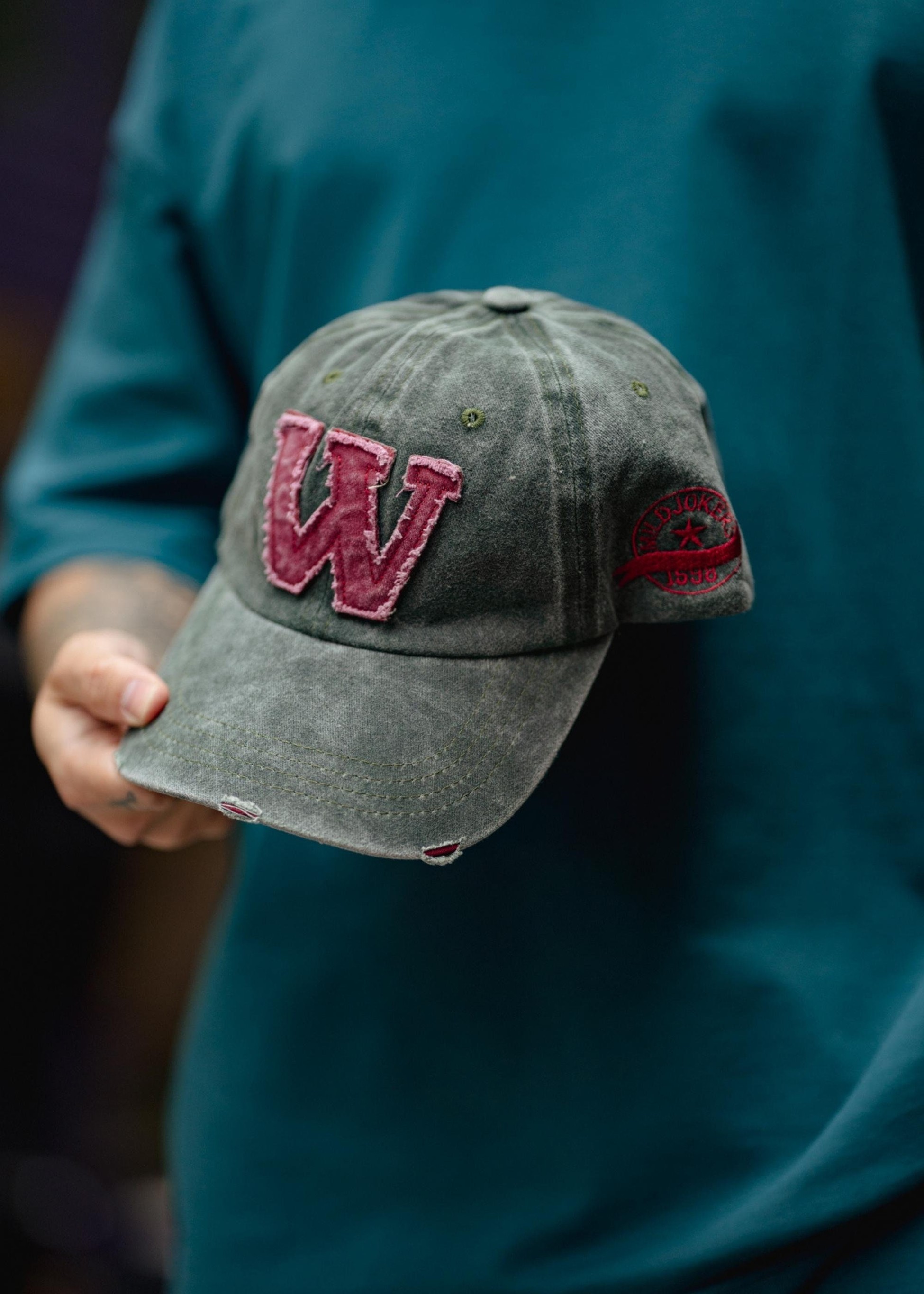 Washed Washington Green hat,Unisex cotton baseball cap,Embroidered hat for men,Stylish Forest Green Baseball Hat with Embroidered Logo