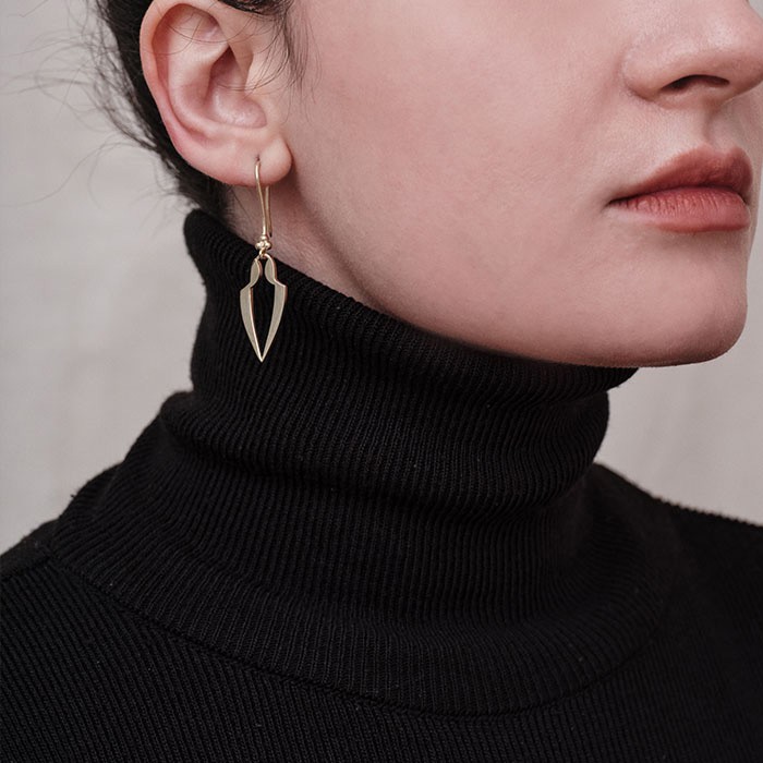 Hekate Küpe
