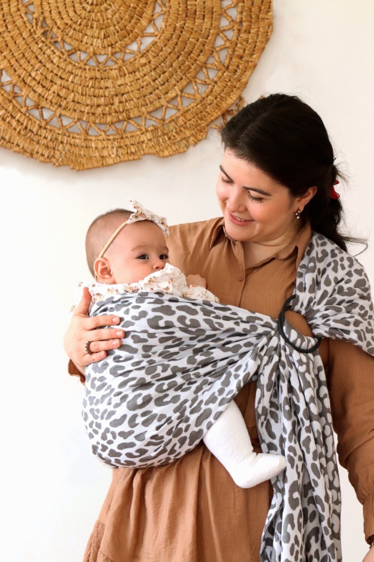 Halka Sling Leopar Organik Pamuk Ve Bambu Anakucağı