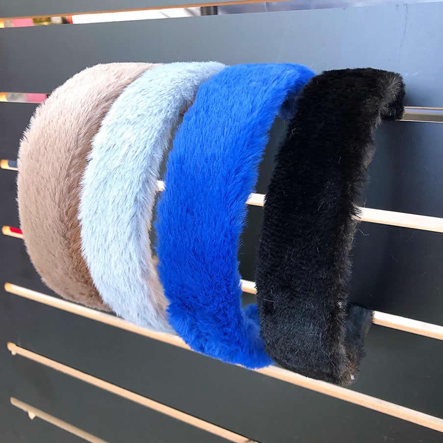 DÜZ RENK PELUŞ TAÇ