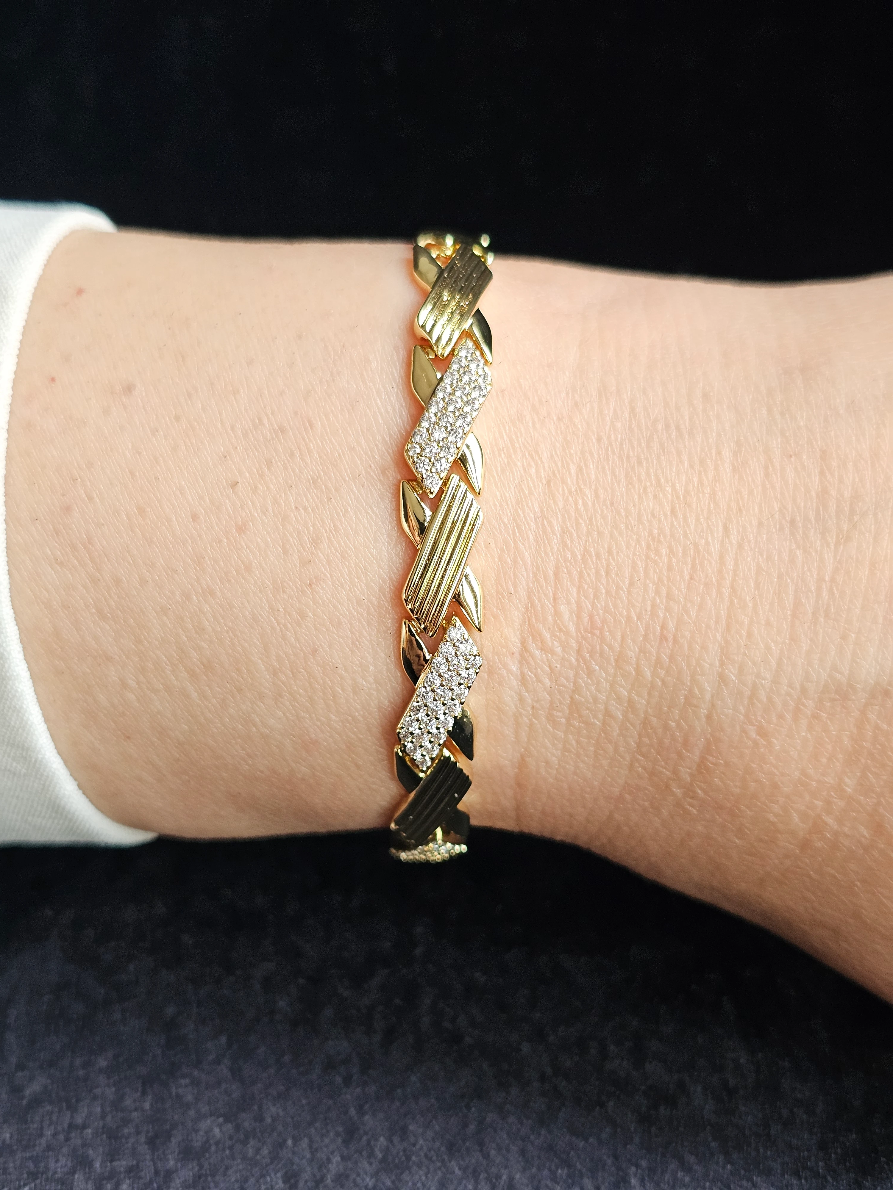 14 Ayar Altın Kaplama Zirkon Taşlı Bileklik  XP082