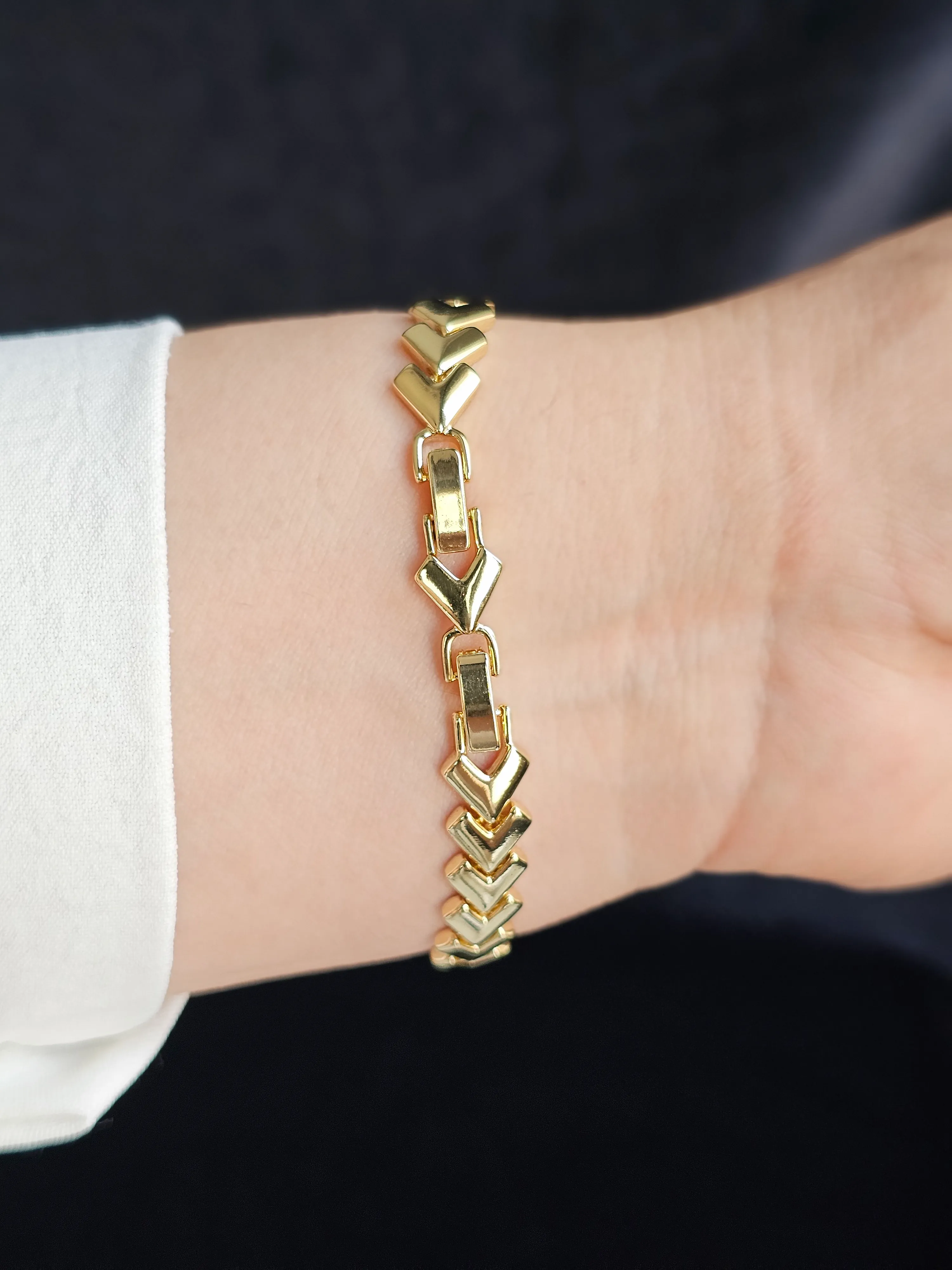 14K  ALTIN KAPLAMA TAŞLI KALPLİ BİLEKLİK  XP070