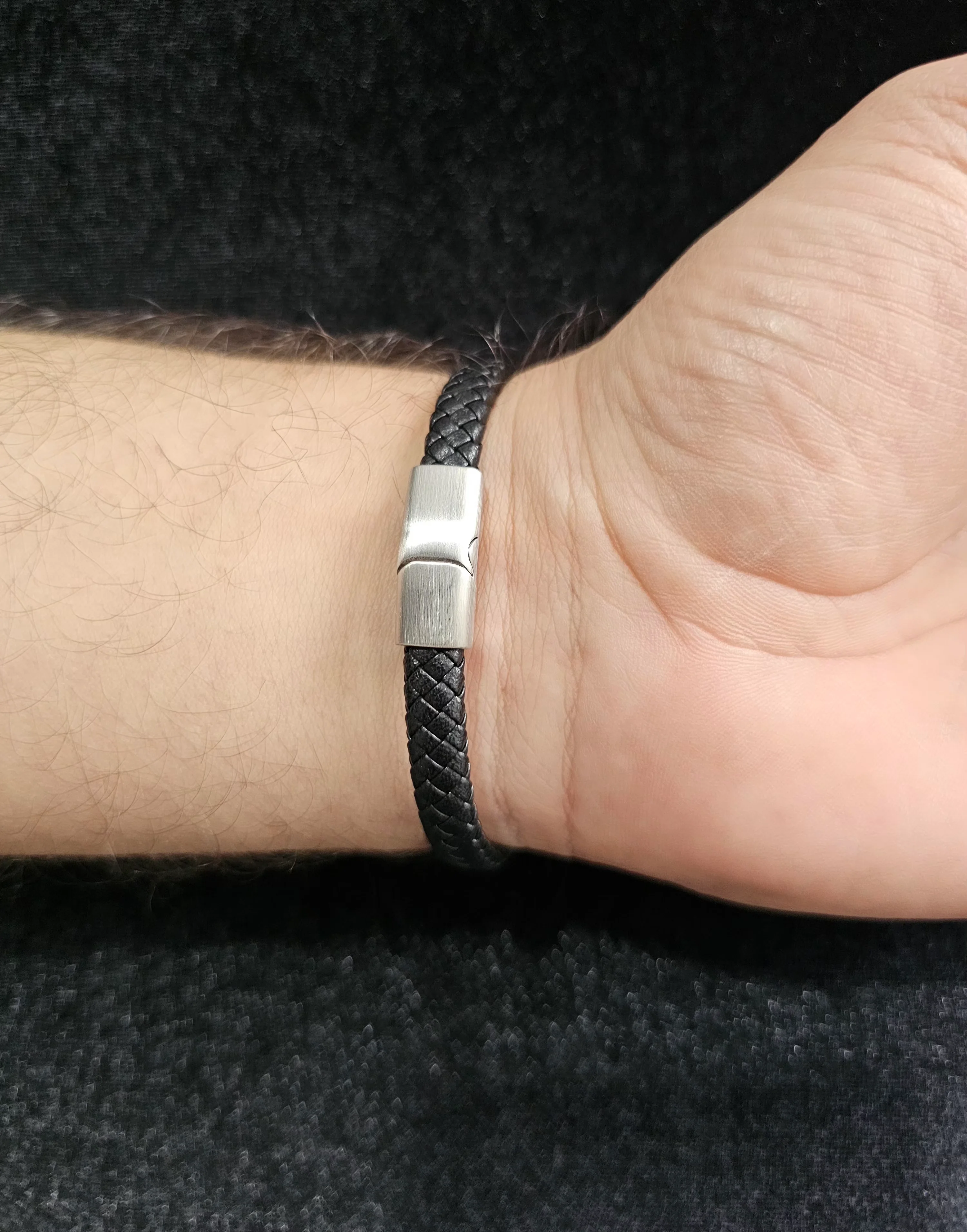 DERİ ve ÇELİK ERKEK BİLEKLİK  E61