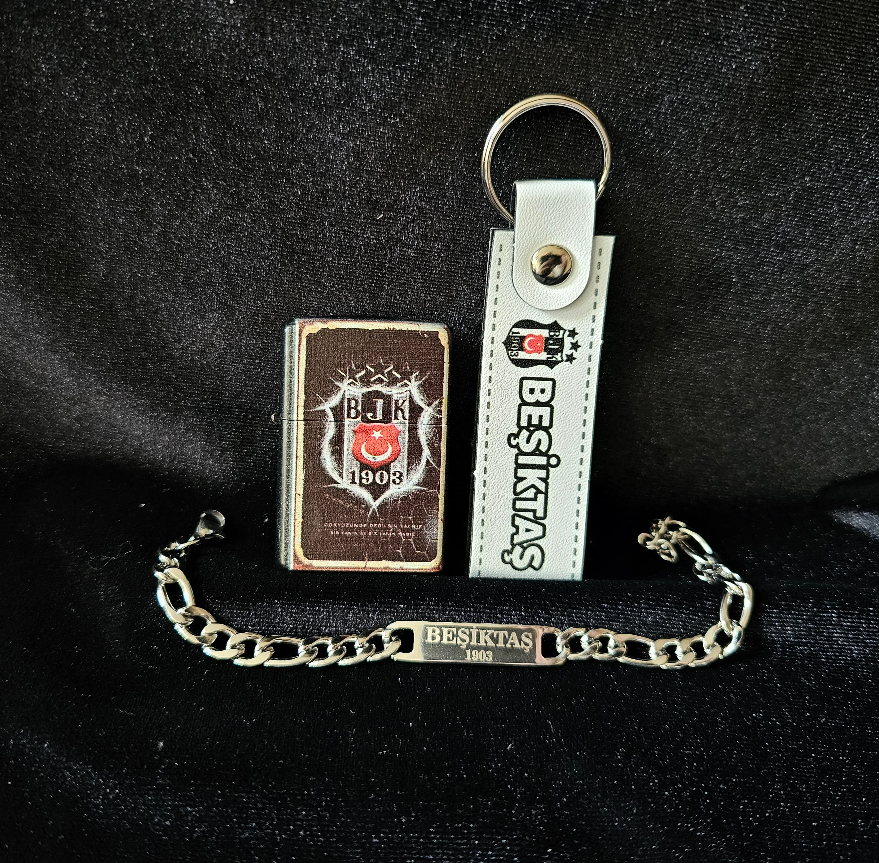 BEŞİKTAŞ ÇELİK BİLEKLİK ve ÇAKMAK SETİ  BJK01