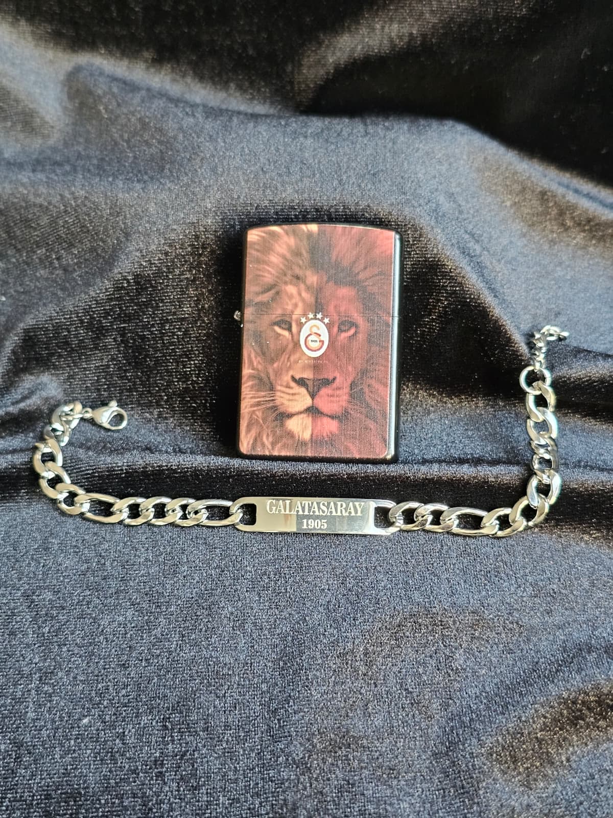 GALATASARAY ÇELİK BİLEKLİK ve ÇAKMAK SETİ GS01