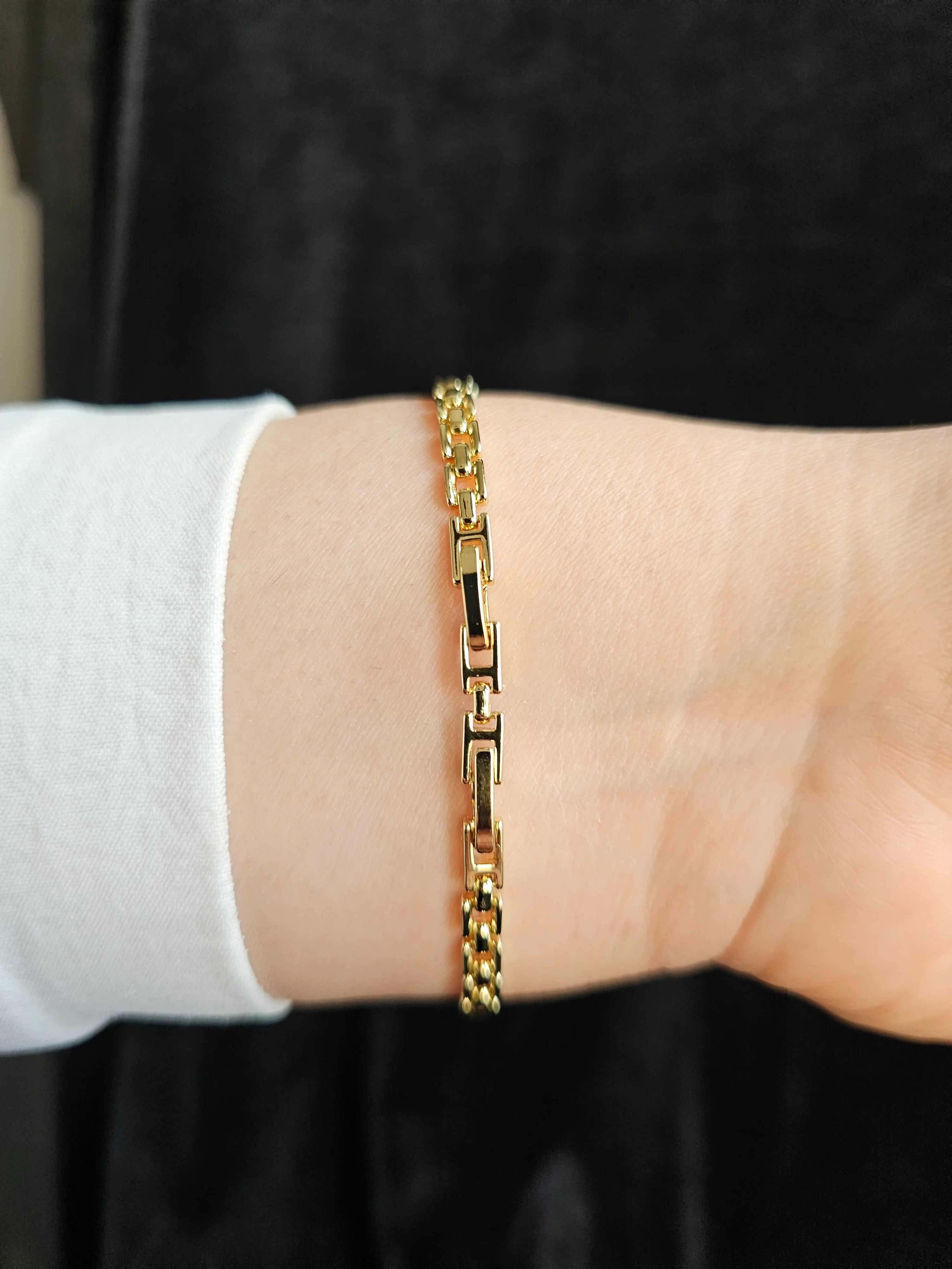 14 AYAR ALTIN KAPLAMA ZİRKON TEK TAŞLI BİLEKLİK XP052