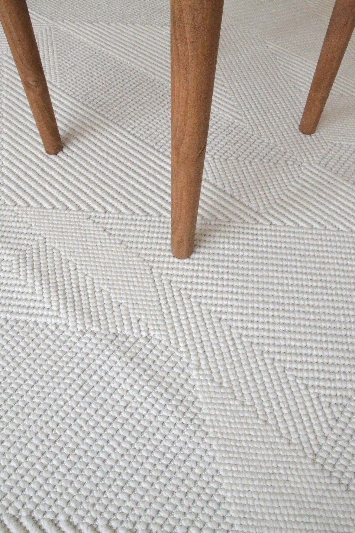 Bukle Dokulu Iskandinav Halı Beyaz Modern Geometrik Desen Yumuşak Taban