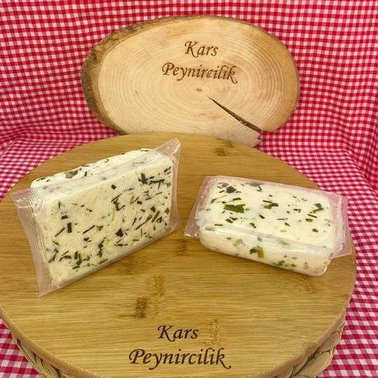 Otlu Peynir 350-400 gr