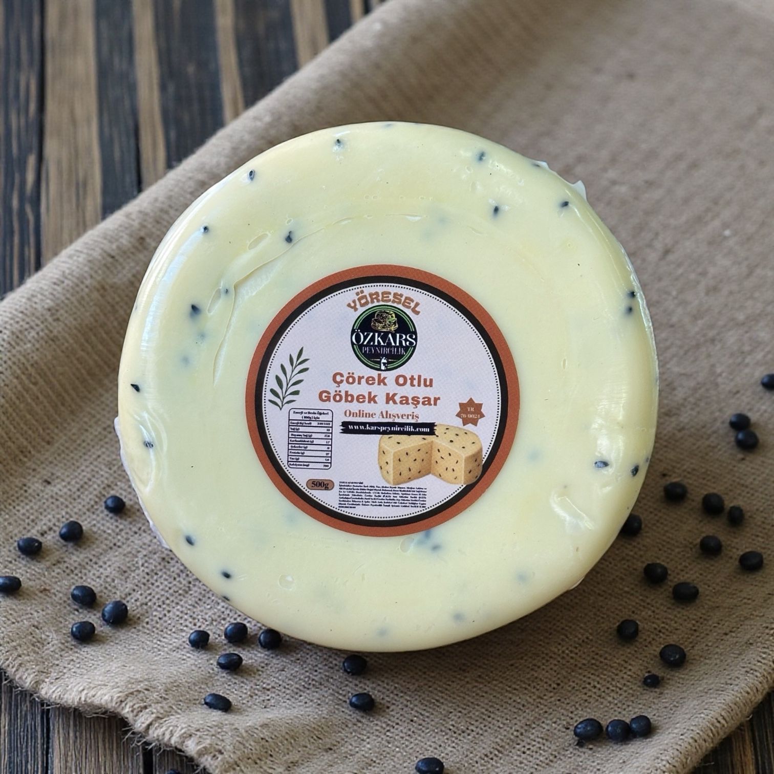 Çörek Otlu Taze Göbek Kaşar 500 Gr