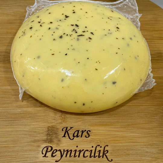 Kekikli Taze Göbek Kaşar 500 Gr