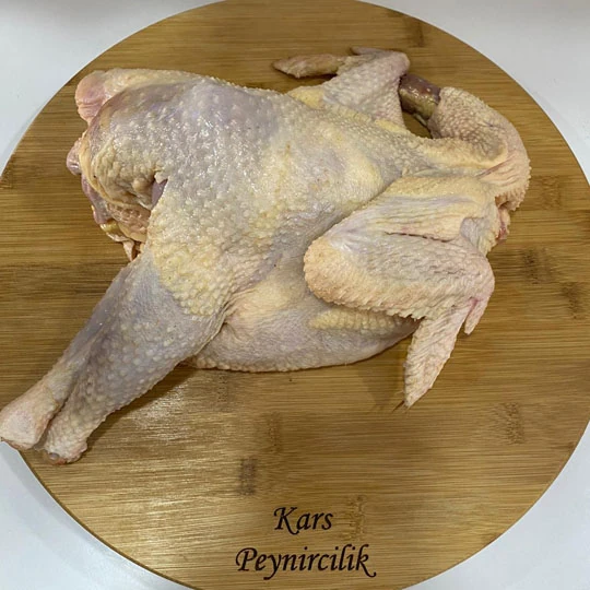 Kars Köy Tavuğu 1,1–1,3kg