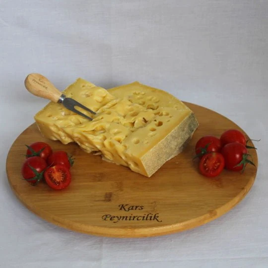 Kars Gravyer Peyniri 1kg