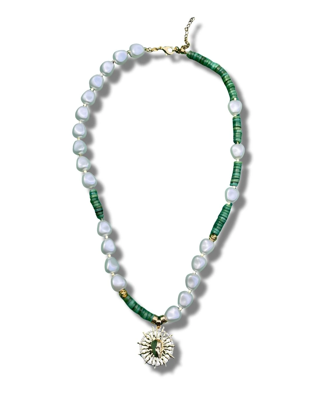 Heliora – Güneş Figürlü Zirkon Taşlı İnci Kolye