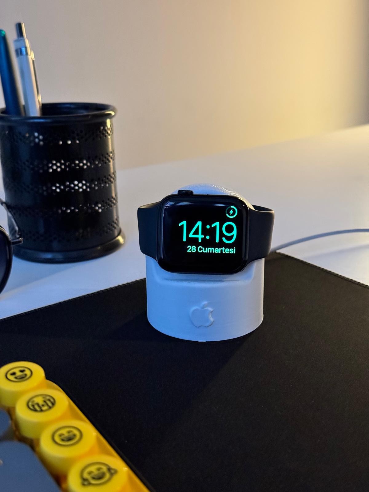 Apple Watch Şarj Standı