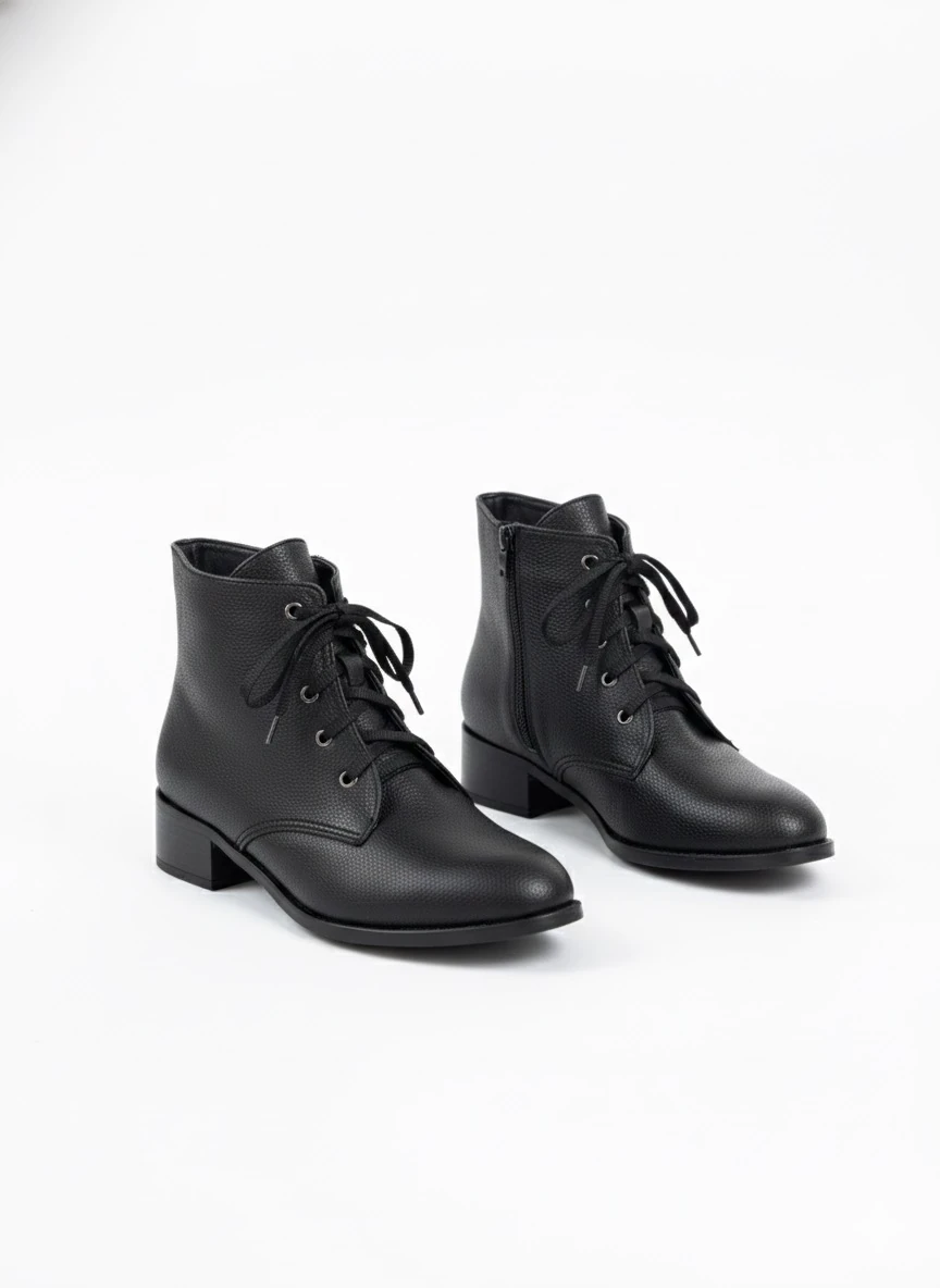 Elvaira Bağcıklı Mat Kadın Bot Modern ve Rahat Büyük Numara