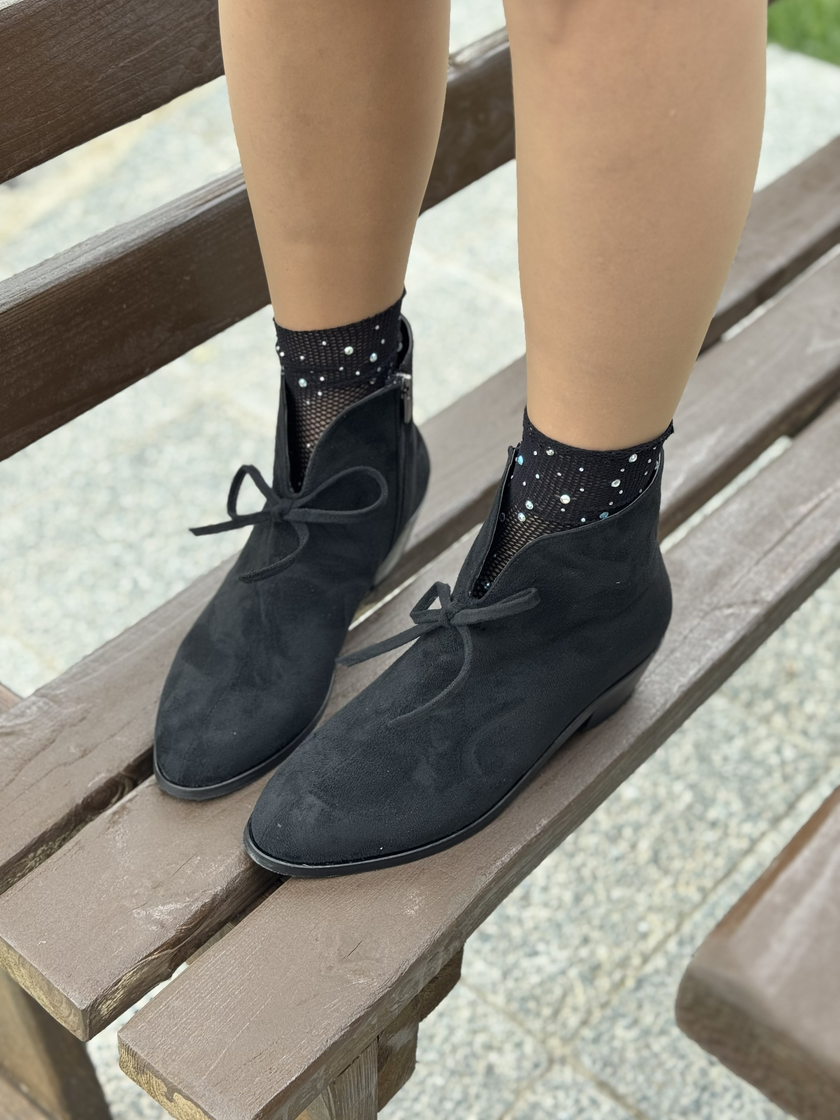 Lironna Süet Bağcık Detaylı Büyük Numara Kadın Bot Konforlu ve Modern