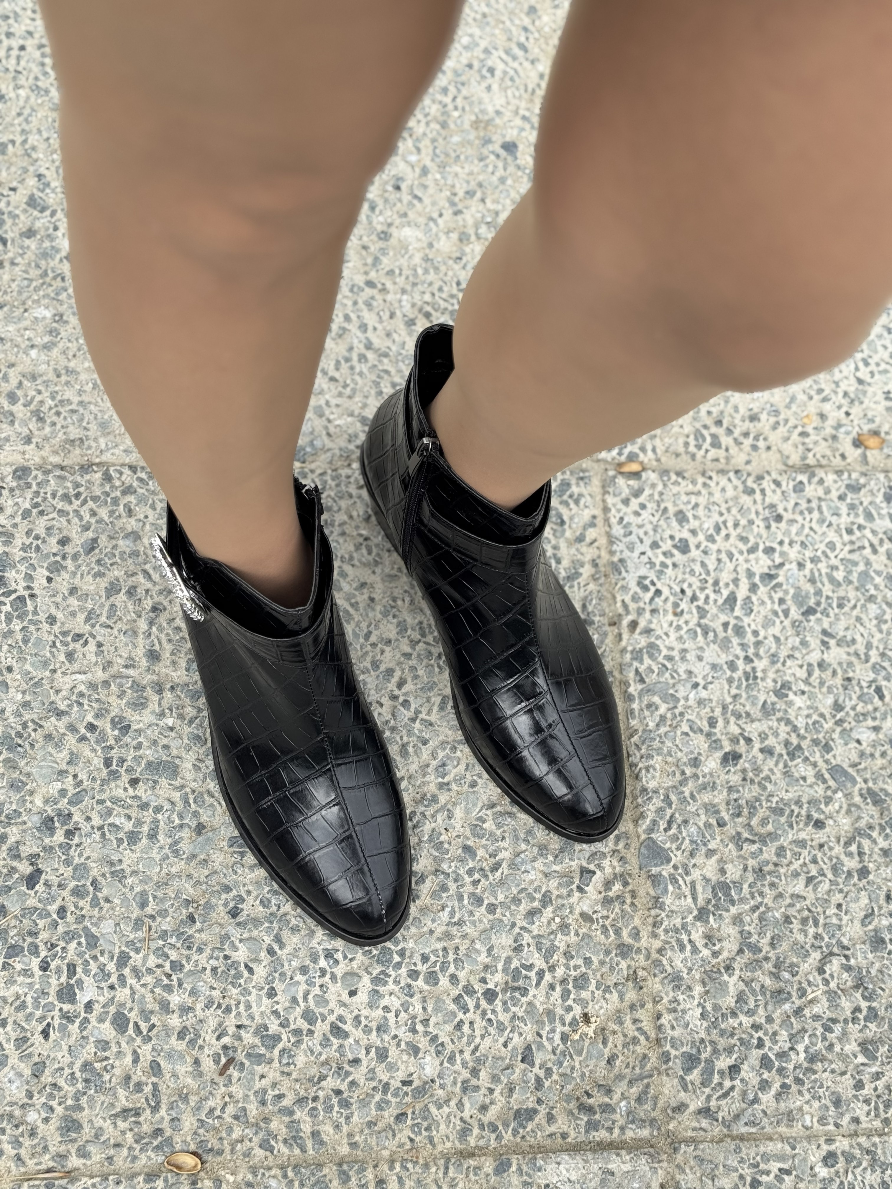 Marseil Kroko Desenli Kadın Deri Bot Taş Tokalı Şık Büyük Numara