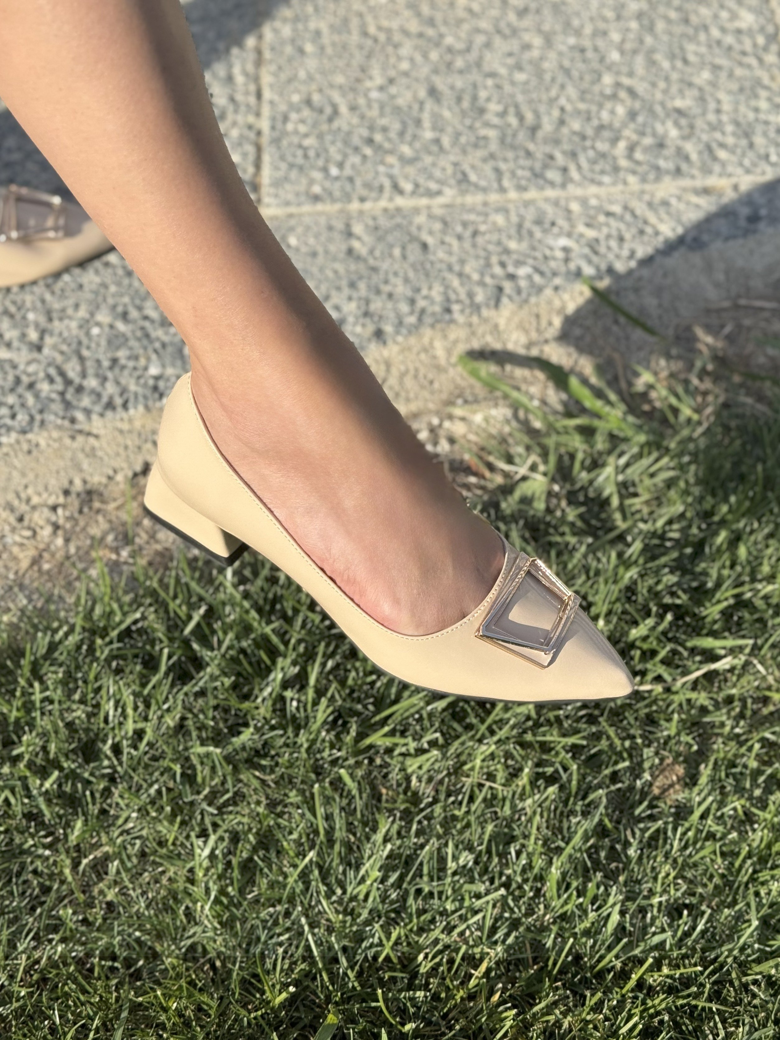 AURA sivri kare tokalı model
