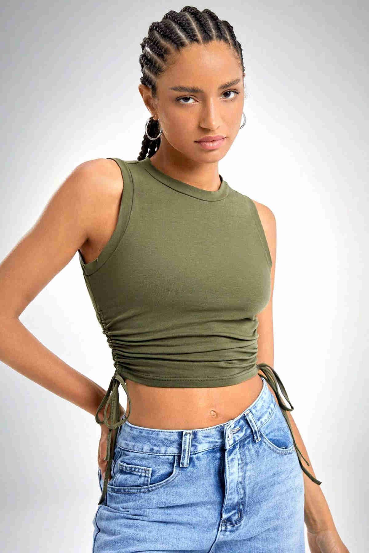 Merry See Yanları Büzgülü Kolsuz Bluz Crop Top Atlet Yeşil