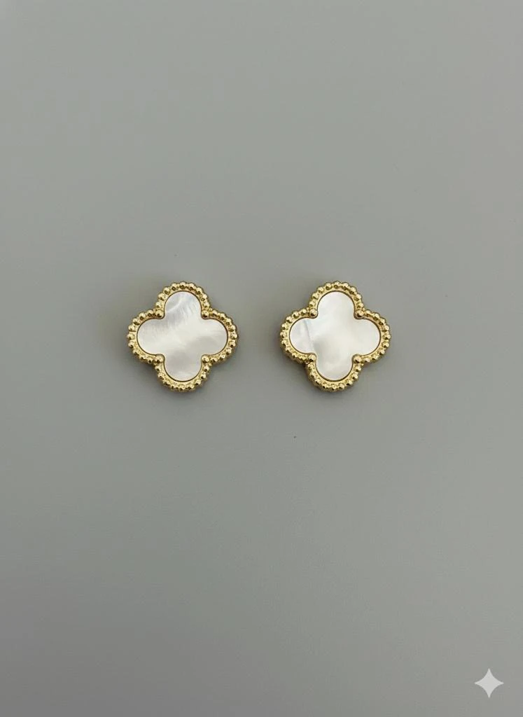 ÇELİK YONCA KÜPE (ALTIN/BEYAZ)