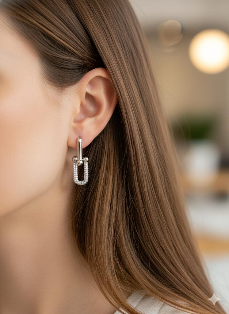 ÇELİK ÇİVİ MODEL KÜPE (ALTIN/GÜMÜŞ)