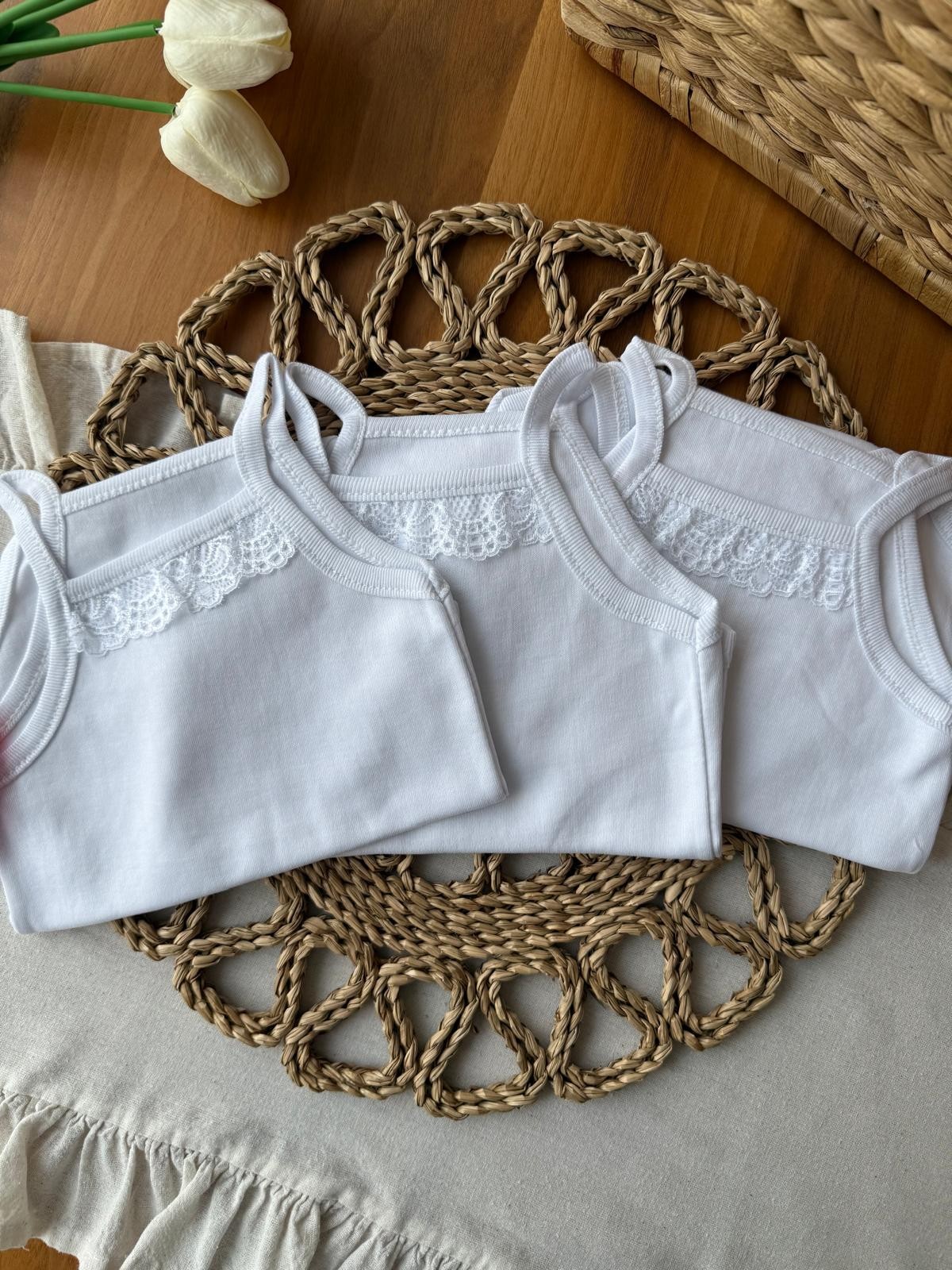 Kız Bebek Dantel Detaylı Askılı Zıbın