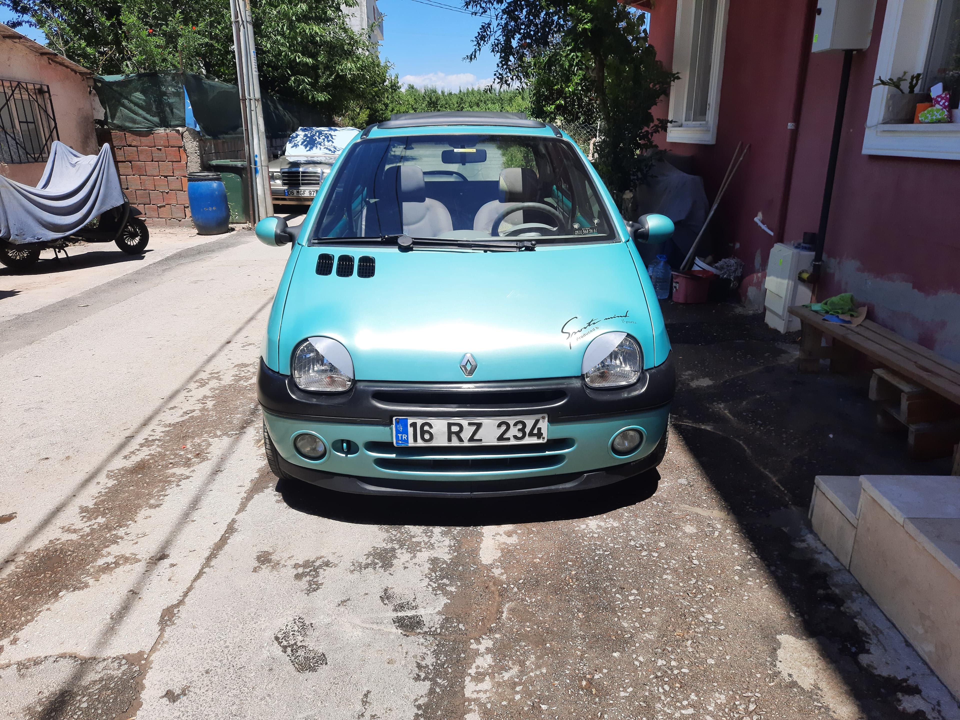 Renault Twingo Far Kaşı 0 image